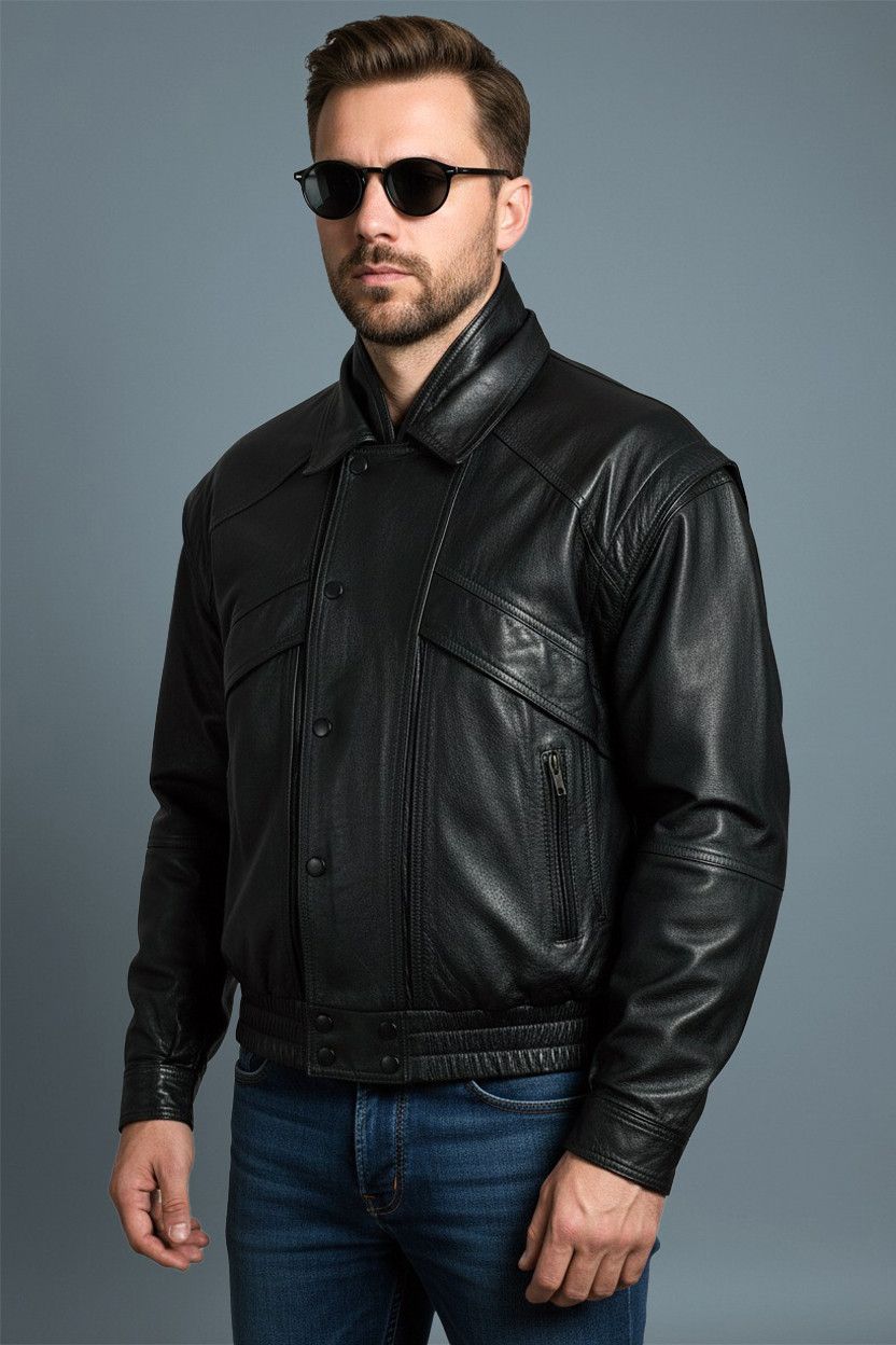 Vintage Vintage black leather jacket, bomber, vest Size US M / EU 48-50 / 2 - 1 Thumbnail