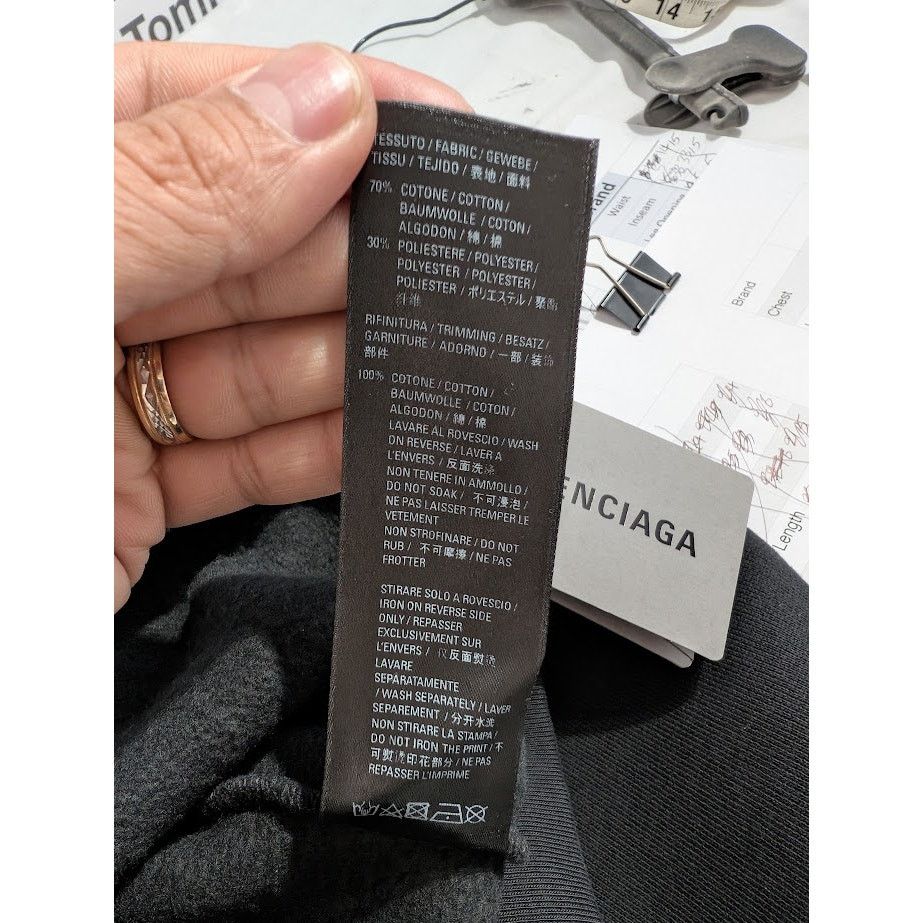 Balenciaga o1rshd1 Hoodie in Black Size US S / EU 44-46 / 1 - 19 Thumbnail