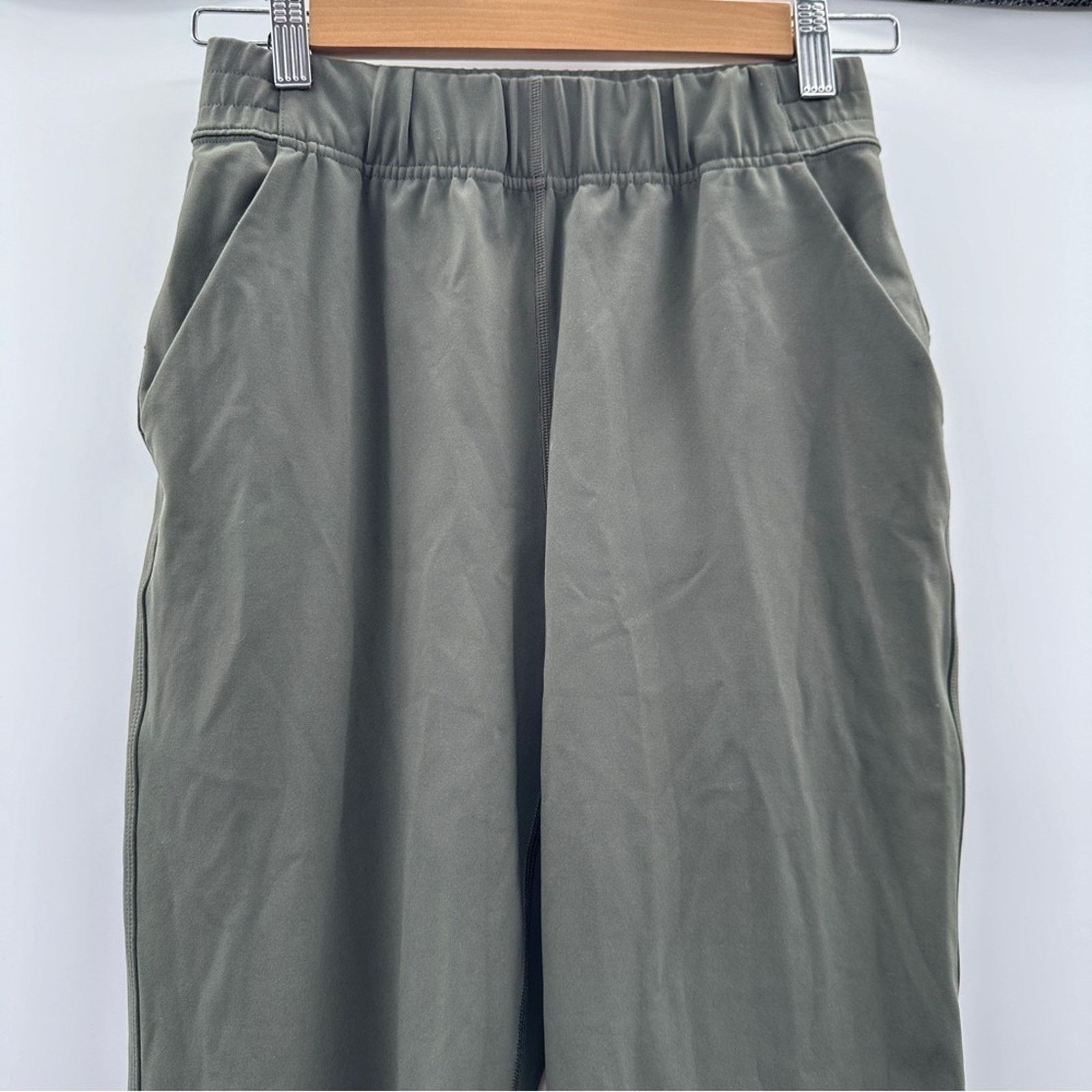 Aritzia Babaton The Group Weekender High Rise Pull-On Ankle Pants Size 24" / US 00 / IT 34 - 3 Thumbnail
