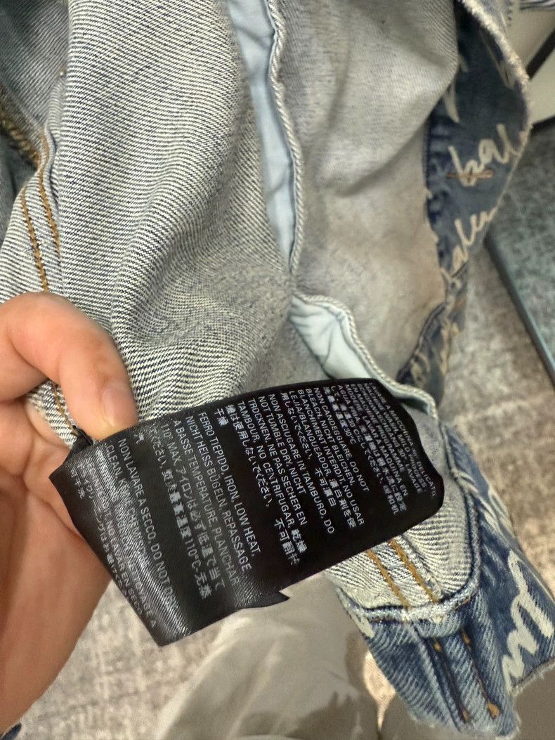 Balenciaga Balenciaga size 34 Full Print Logo Denim Jacket Size XS / US 0-2 / IT 36-38 - 6 Thumbnail