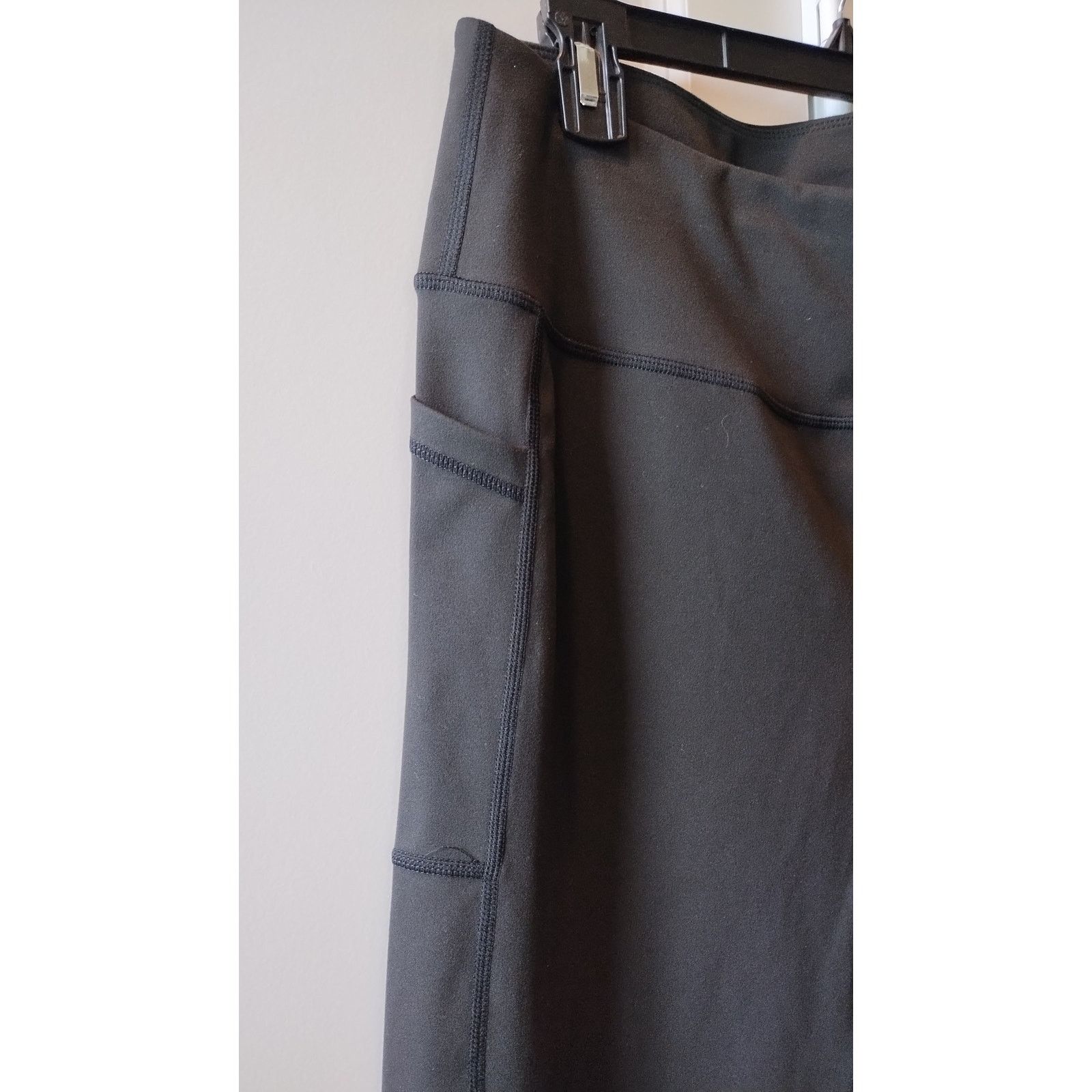 Other Women Compressive Leggings Wide Flat Waistband Black Sz 2XL Size 37" - 3 Thumbnail
