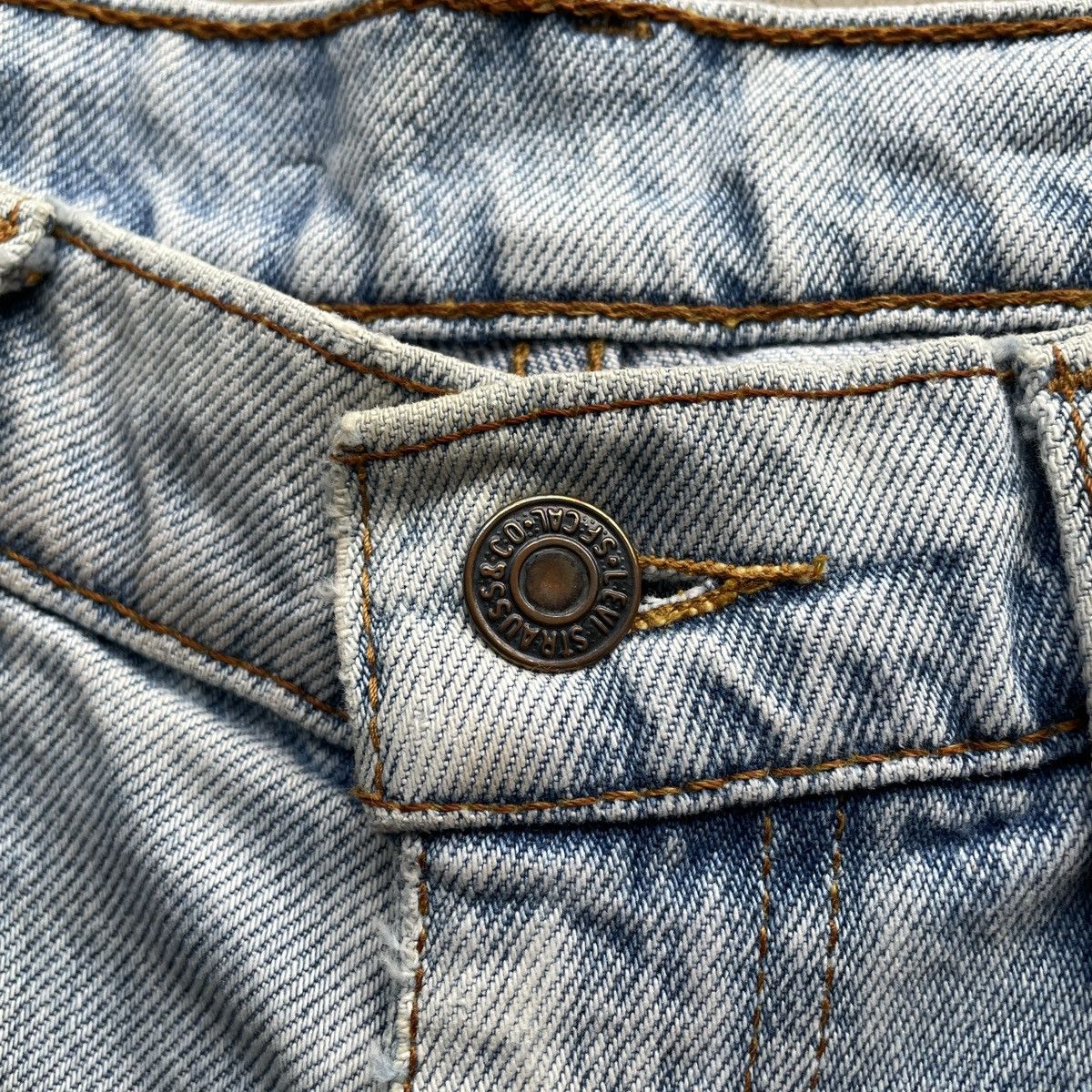 Levi's Vintage Levi’s Light Wash Faded Denim Jeans Pants W32 Size US 32 / EU 48 - 6 Thumbnail