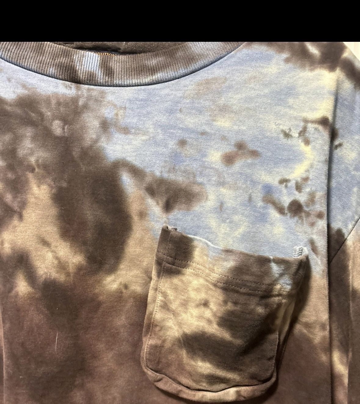 Louis Vuitton Lv tie die tee Size US M / EU 48-50 / 2 - 5 Thumbnail