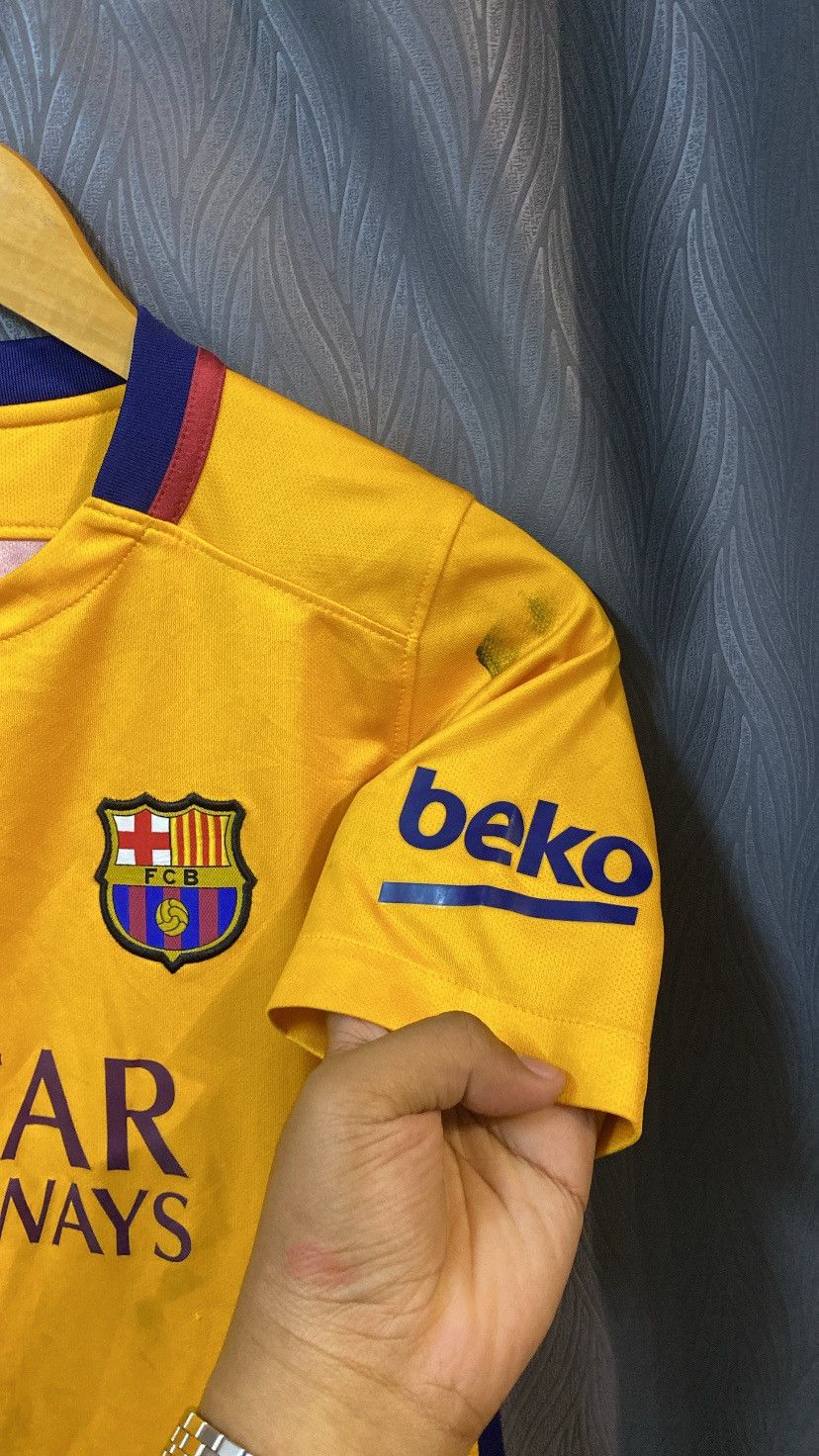 Nike × Vintage MESSI Barcelona Nike 2015 2016 Away Jersey Size US XS / EU 42 / 0 - 6 Thumbnail