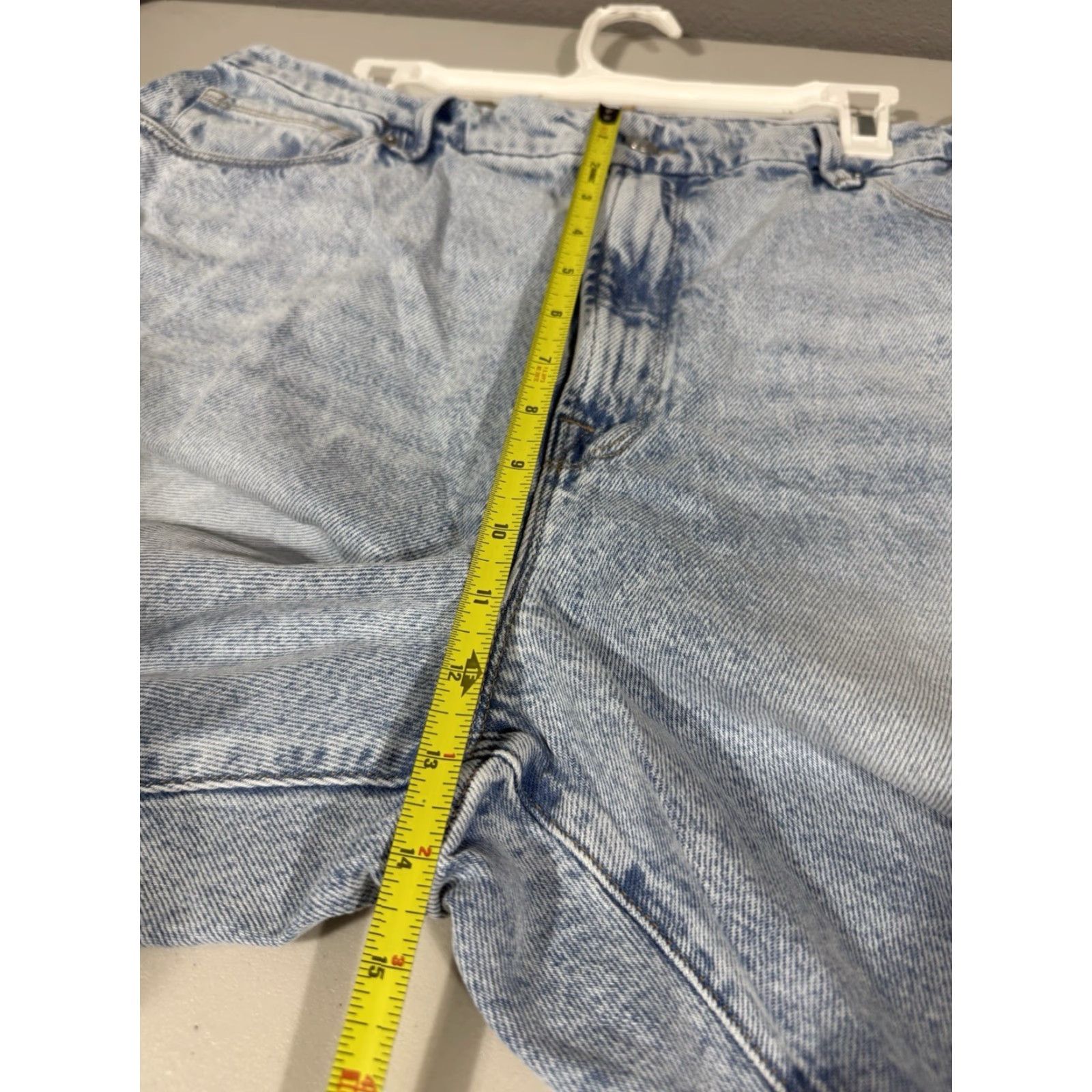 Good American Good American Jeans Womens 16 Light Blue Distressed Raw Hem Ankle Jeans Distressed Raw Hem 16 Blue Womens Jeans Size 38" / US 16 / IT 52 - 5 Thumbnail