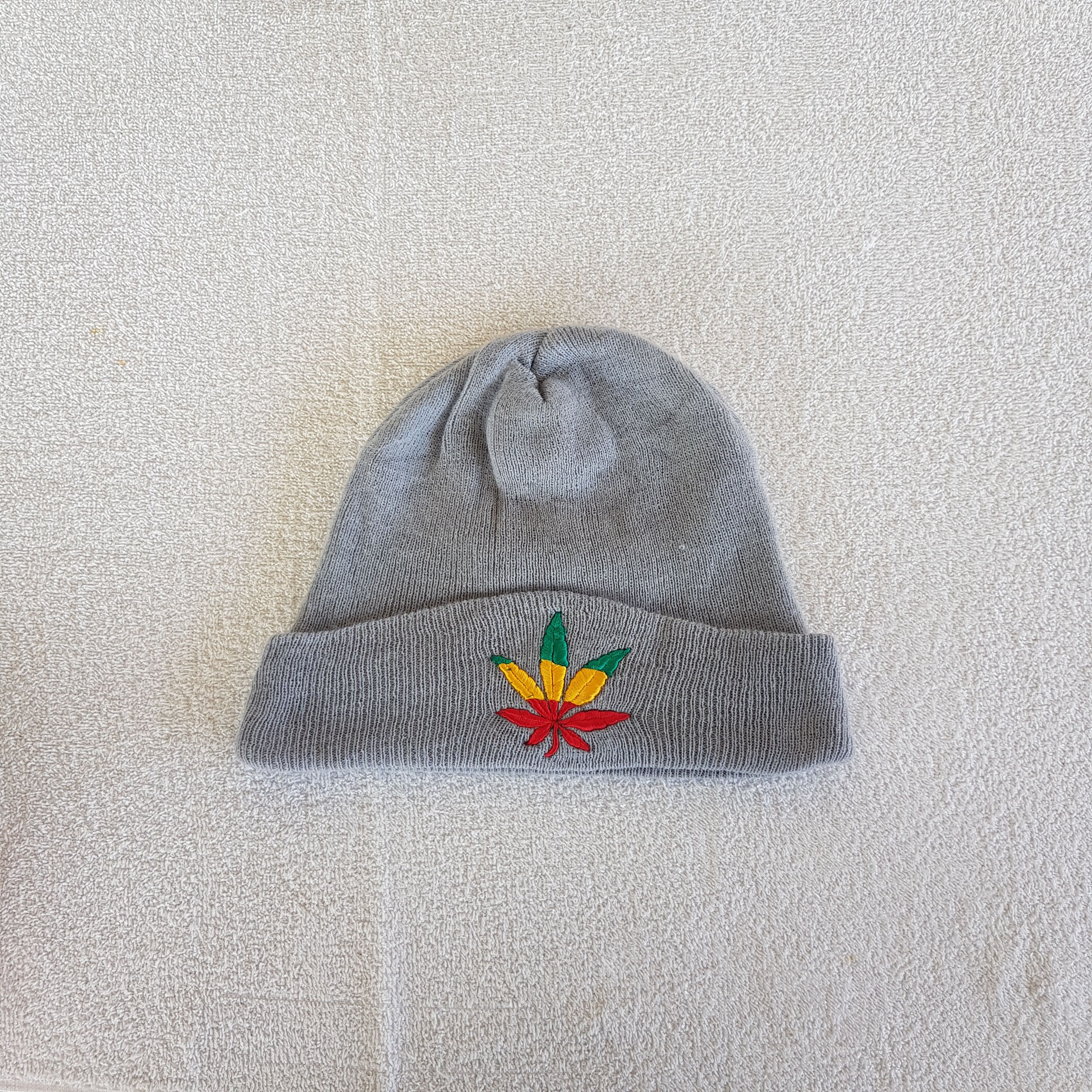 Other Vintage Marijuana Beanie Raggae Snow Caps Ski Hats. Size ONE SIZE - 5 Thumbnail