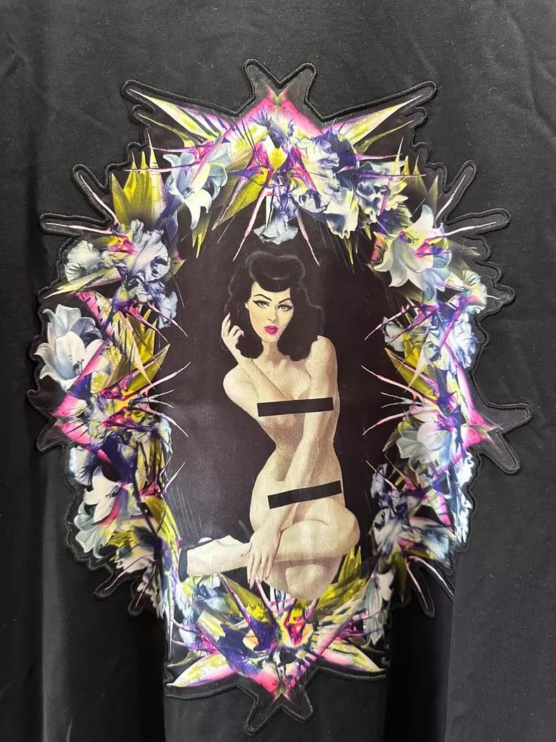 Givenchy Givenchy Nude Female Petal Show Tee Size US L / EU 52-54 / 3 - 3 Thumbnail