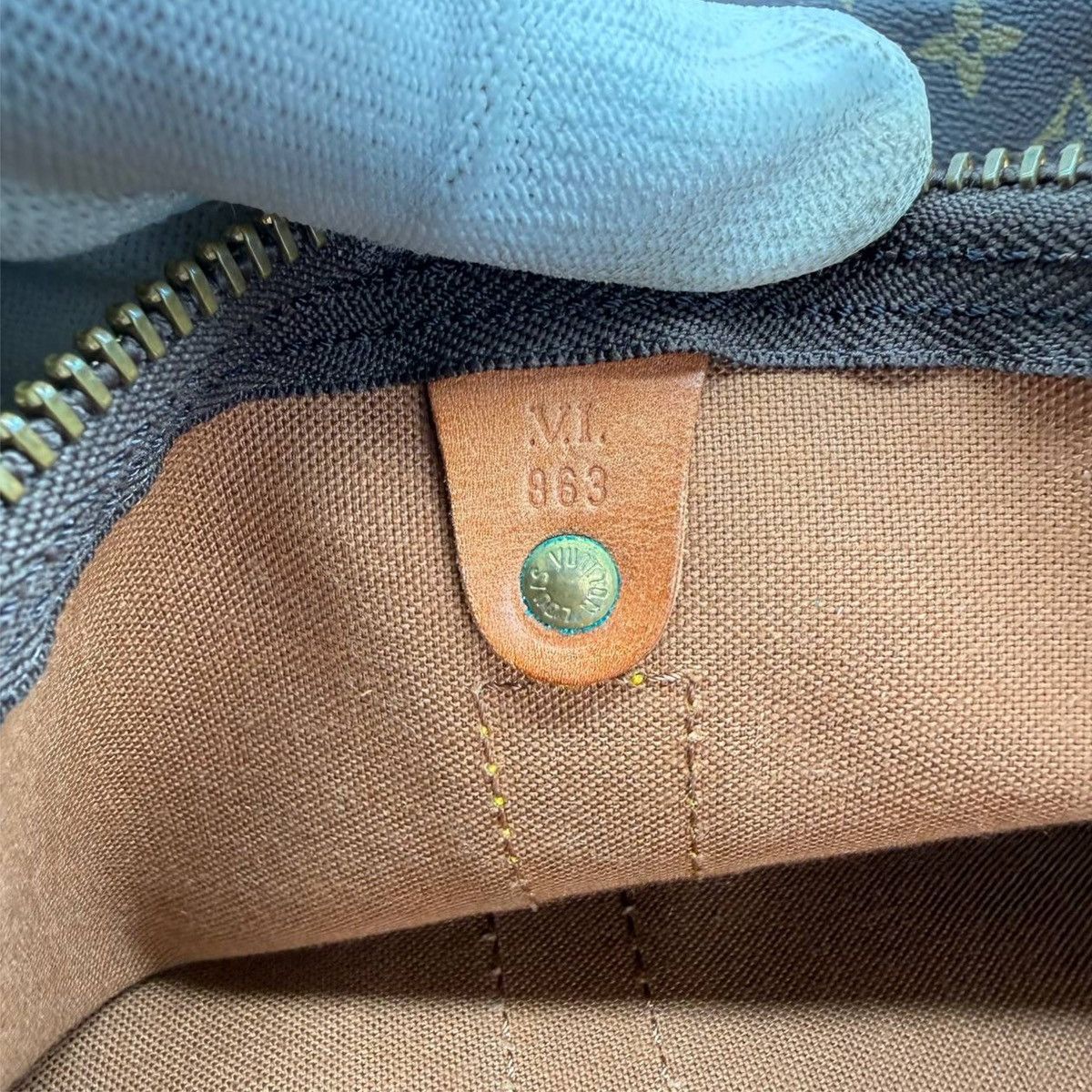 Louis Vuitton Louis Vuitton Keepall 55 Bandouliere Bag Size ONE SIZE - 8 Thumbnail