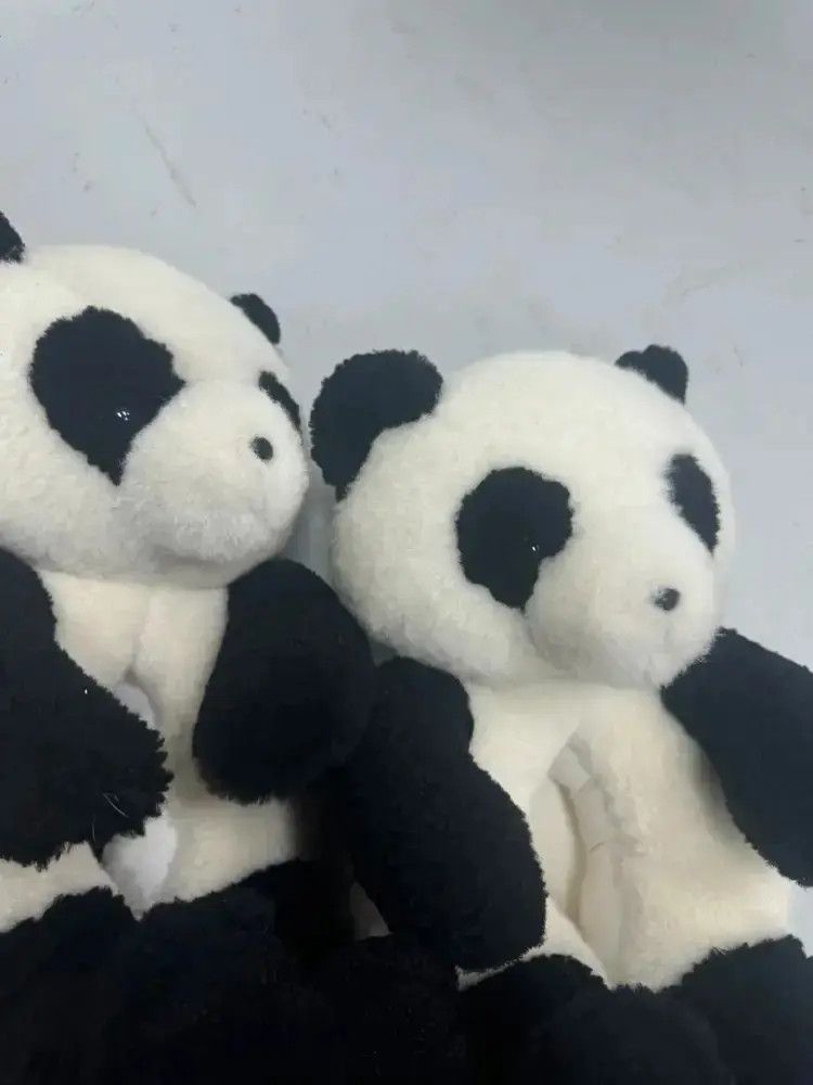 Vetements Sz 43/44 Vetements Hug Me Panda Sneakers Size US 10 / EU 43 - 3 Thumbnail