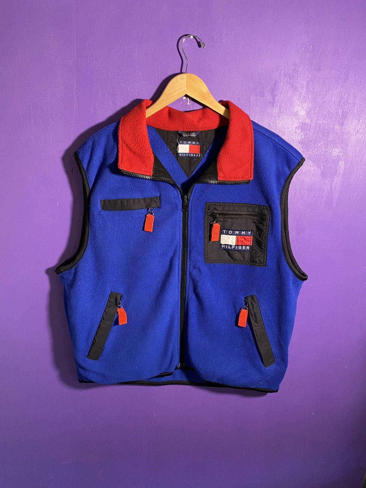 Tommy Hilfiger Vintage 90s Tommy Hilfiger fleece vest Size US XL / EU 56 / 4 - 1 Thumbnail