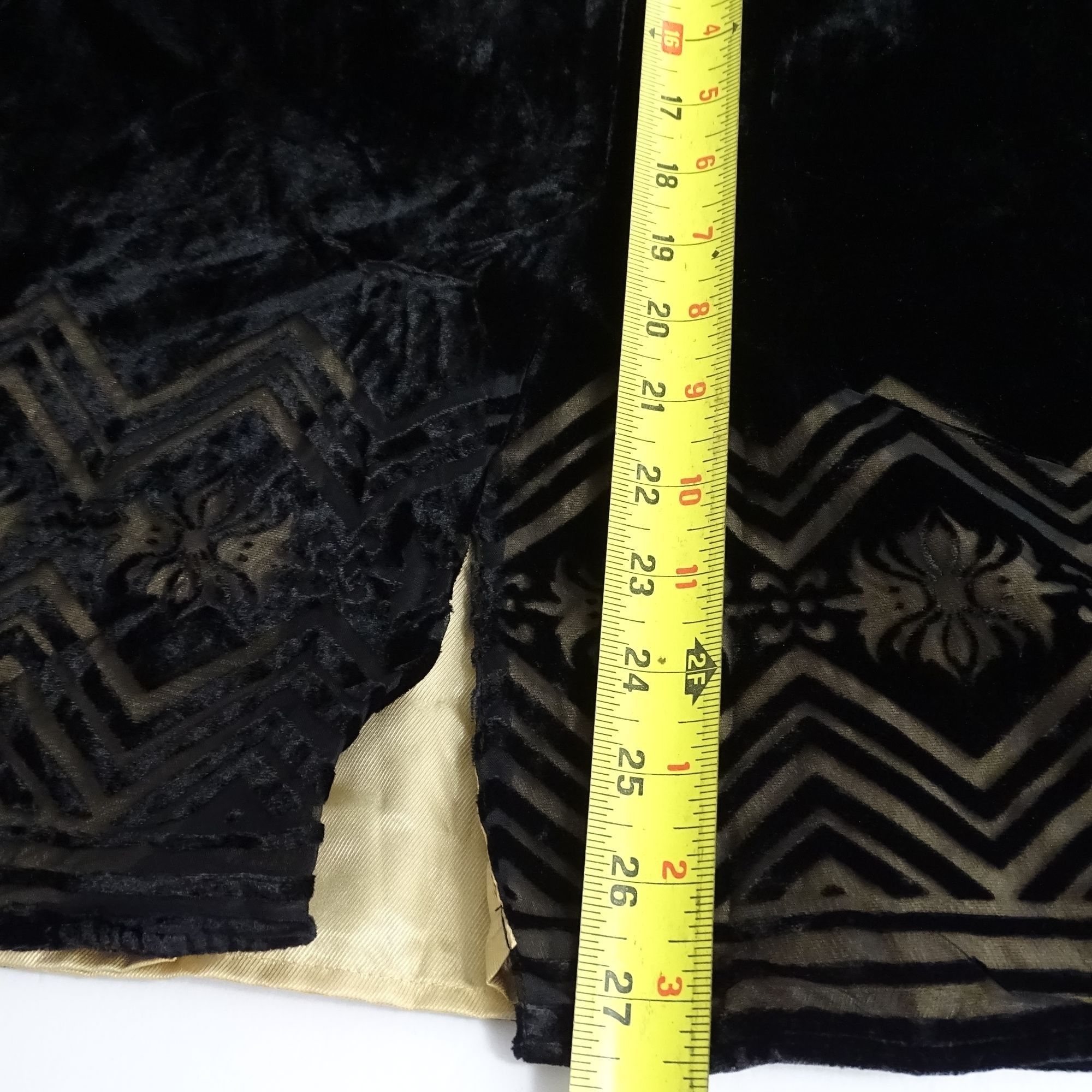 Other Vintage Victor Costa Occasion Black Velvet Skirt Size XS Size 24" / US 00 / IT 34 - 12 Thumbnail