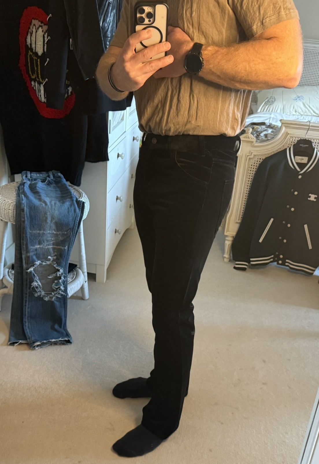 Celine Holy Grail FW20 Celine dylan velvet black flared jeans 31 Size US 31 - 7 Thumbnail