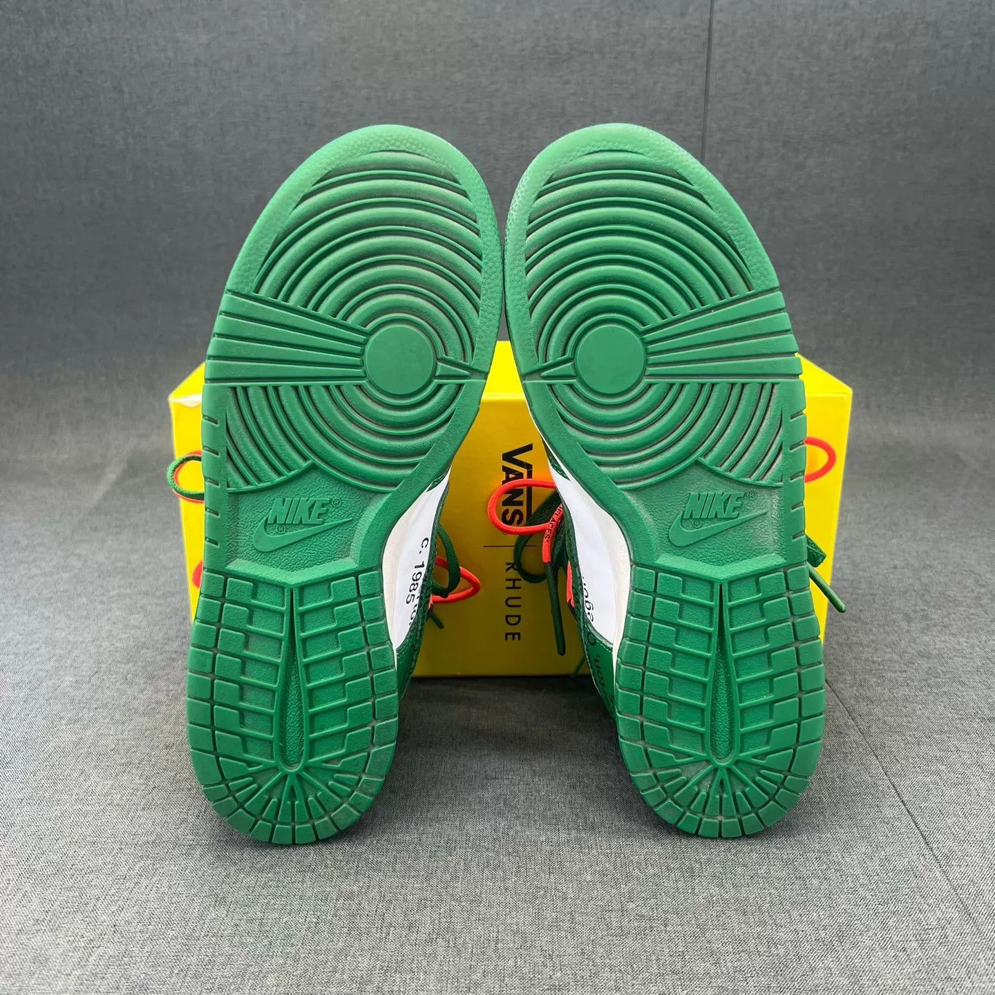 Nike OW x Nike Dunk Low White Green 40.5 Boxed CH18629 Size US 7.5 / EU 40-41 - 5 Thumbnail