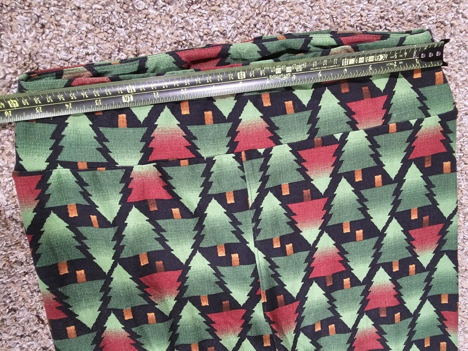 Designer LuLaRoe pine tree tall & curvy leggings Size 30" / US 8 / IT 44 - 2 Thumbnail