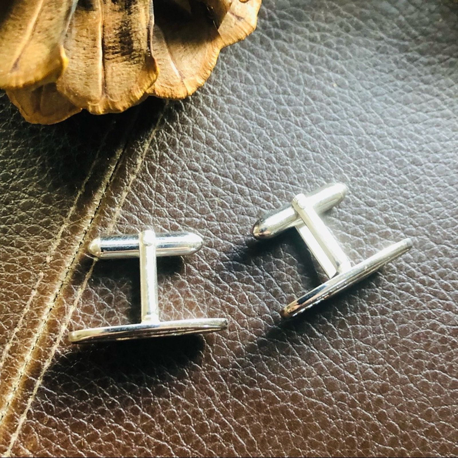 Vintage Vintage men’s Swank silver thin oval rope design cuff links Size ONE SIZE - 5 Thumbnail