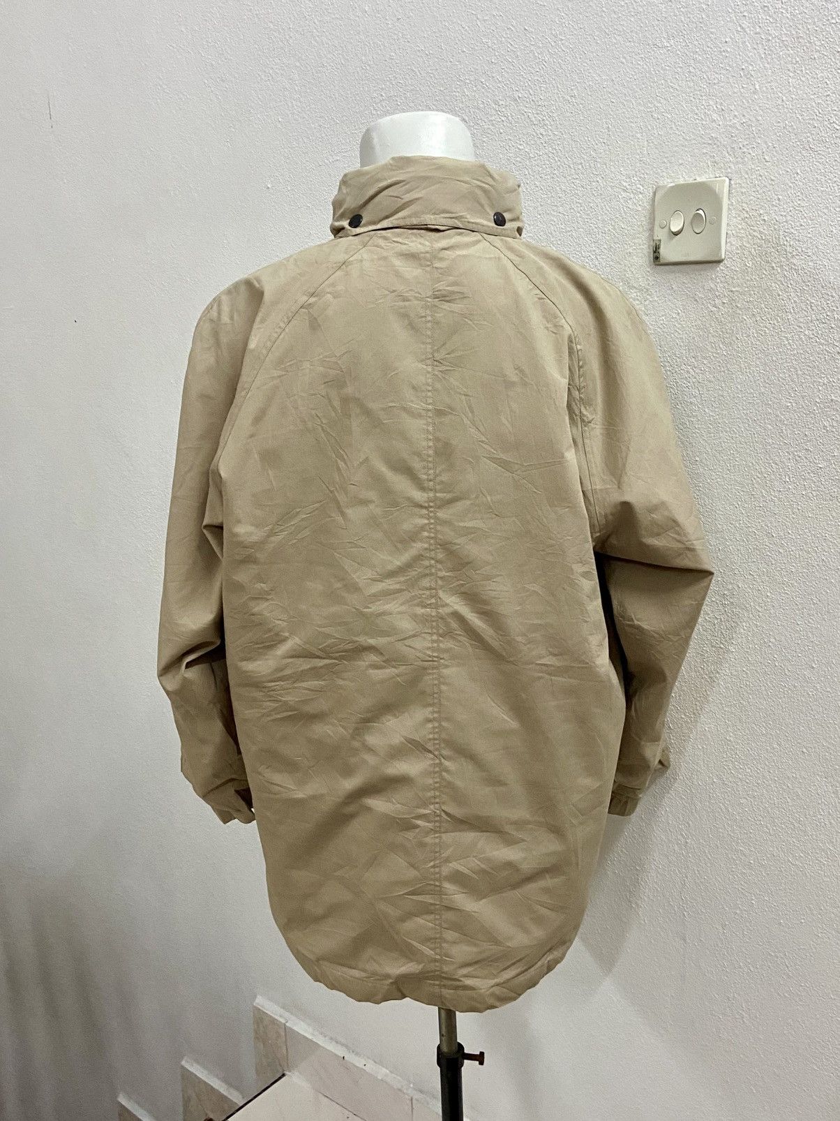 Burberry VINTAGE BURBERRY JACKET Size US L / EU 52-54 / 3 - 4 Thumbnail