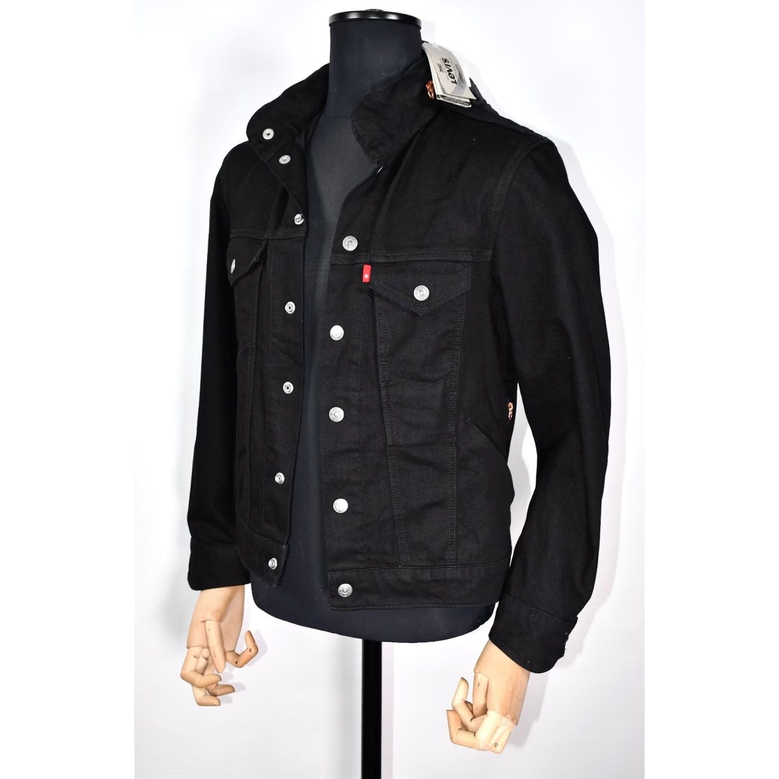 Levi's LEVI'S Commuter Reflective Denim Trucker Jacket Men's S Black COTTON 89%COTTON 9%POLYAMIDE 2%ELASTANE Reflective Hooded Casual 2010s? 90s? (adjusted) Size US S / EU 44-46 / 1 - 5 Thumbnail