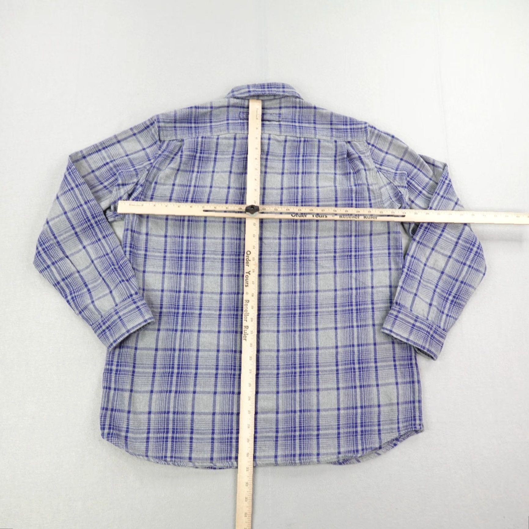 Vintage Duluth Shirt Mens Large Gray Blue Plaid Flannel Button Up Workwear Outdoors Size US L / EU 52-54 / 3 - 4 Thumbnail