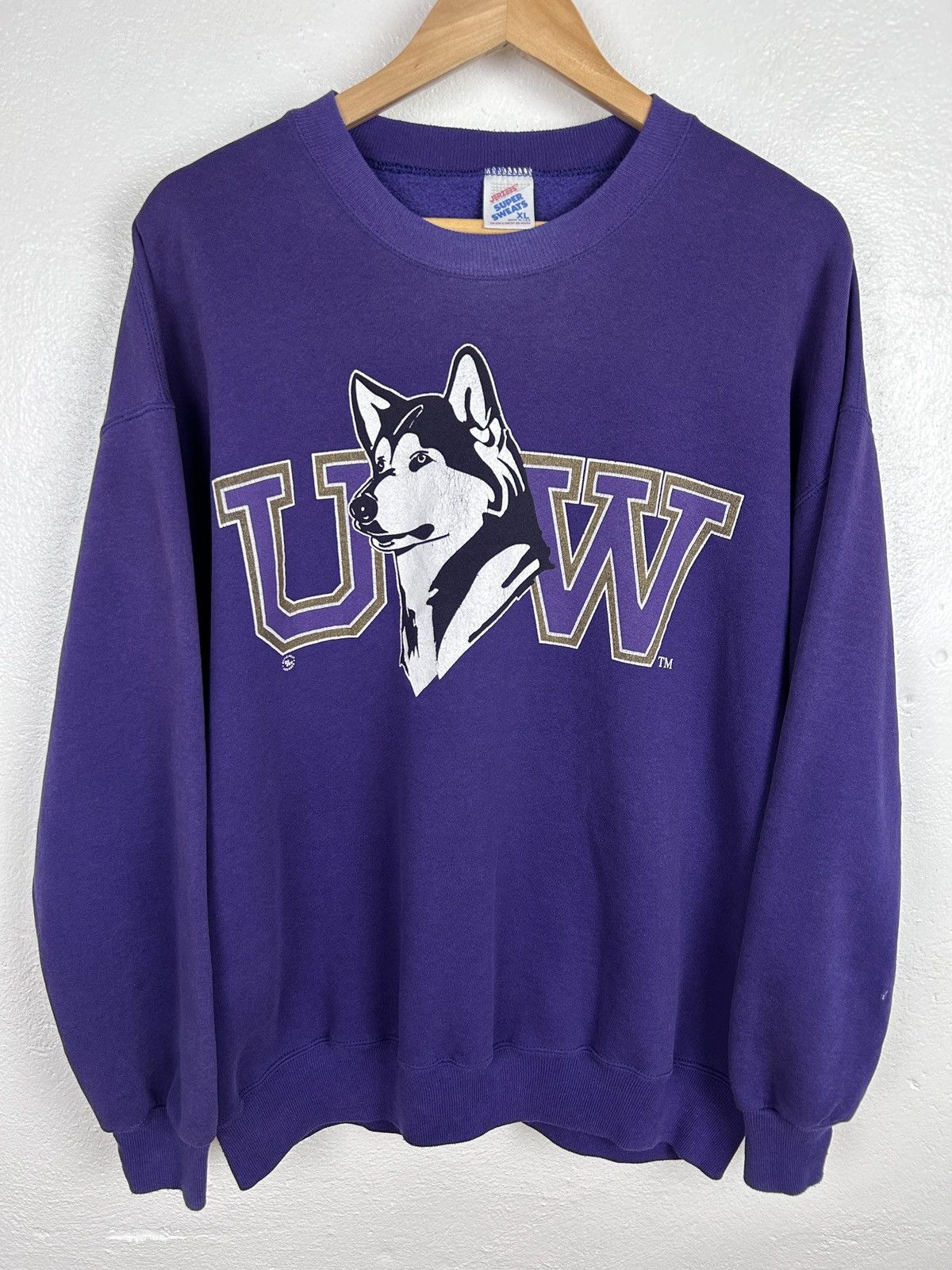 University of 2024 Washington UW huskies vintage sweatshirt