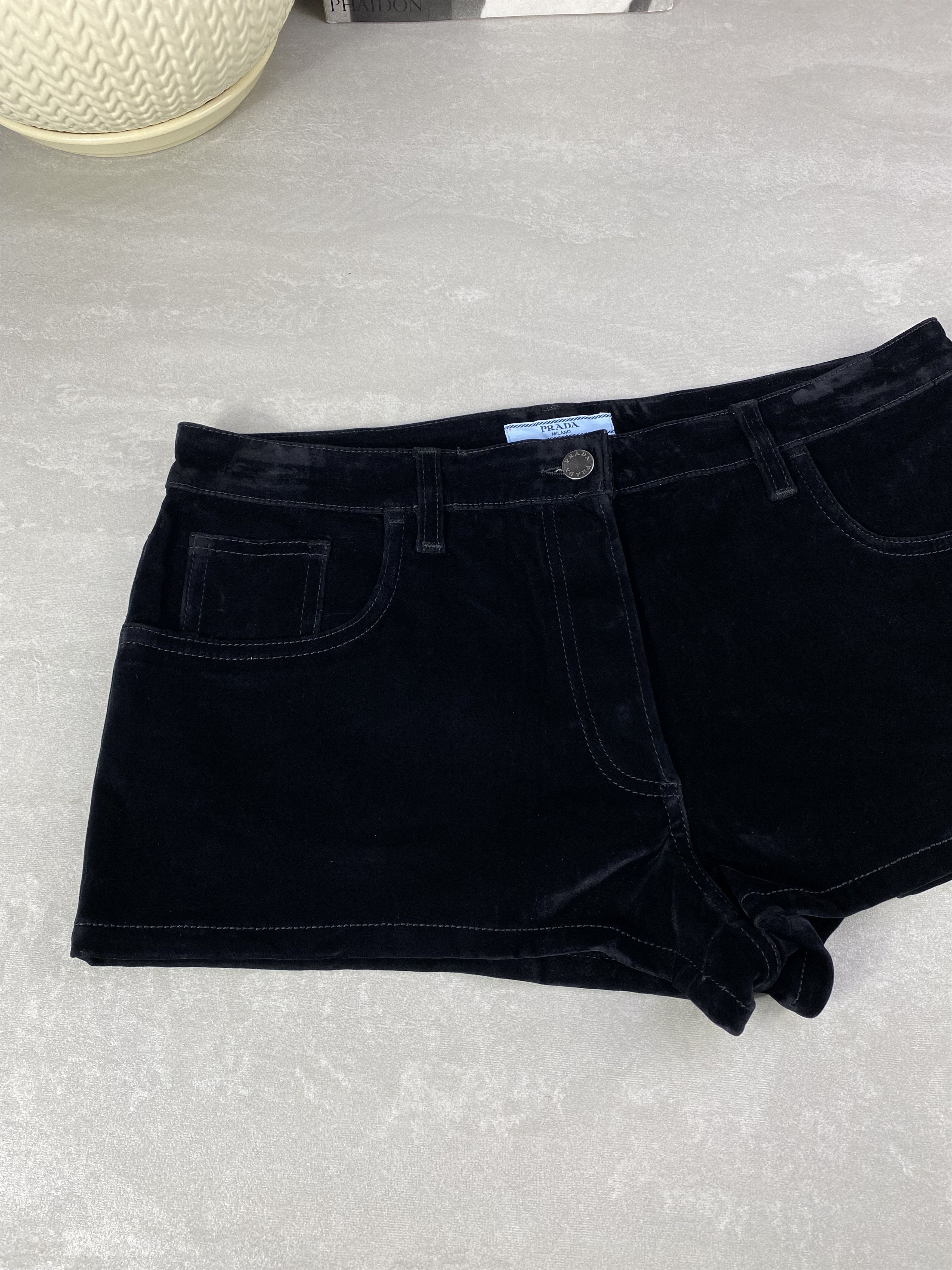 Prada Prada 23AW triangle-logo Velvet Denim Shorts Black Other Size 29" - 11 Thumbnail
