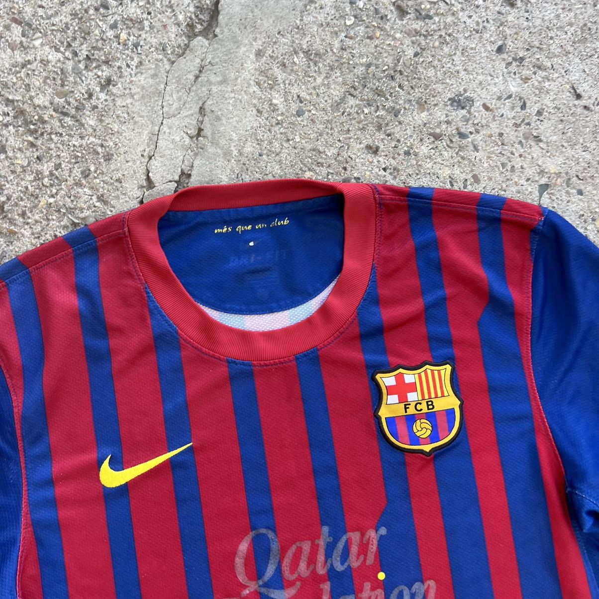 Nike 00s Vintage Nike F.C.B Barca 2008/09 Home Kit Soccer Jersey Size US M / EU 48-50 / 2 - 4 Thumbnail