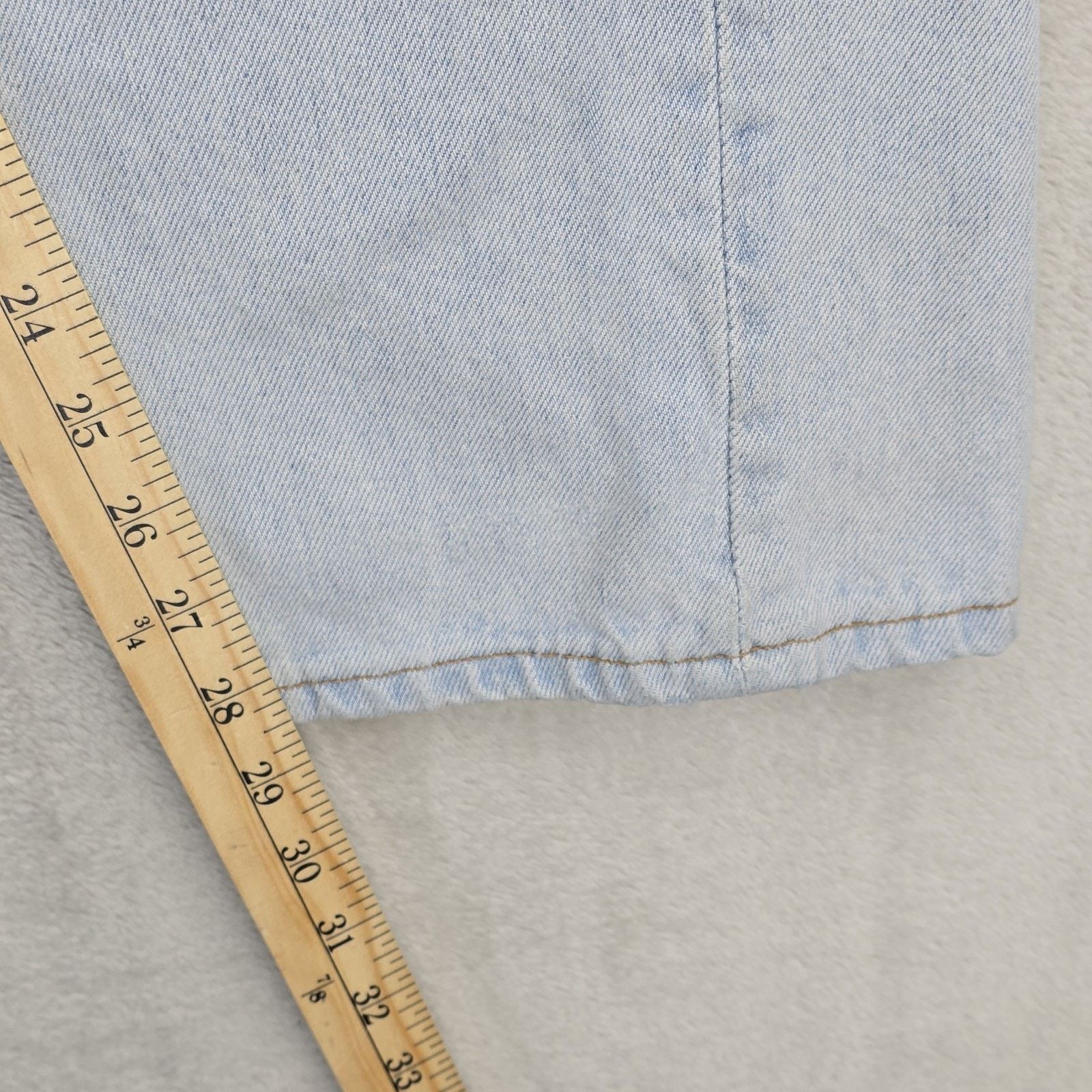 Levi's Vintage Levis 501 Jeans 32x30 (Fits 30x28) USA 90s *FLAWS* Size US 30 / EU 46 - 18 Thumbnail