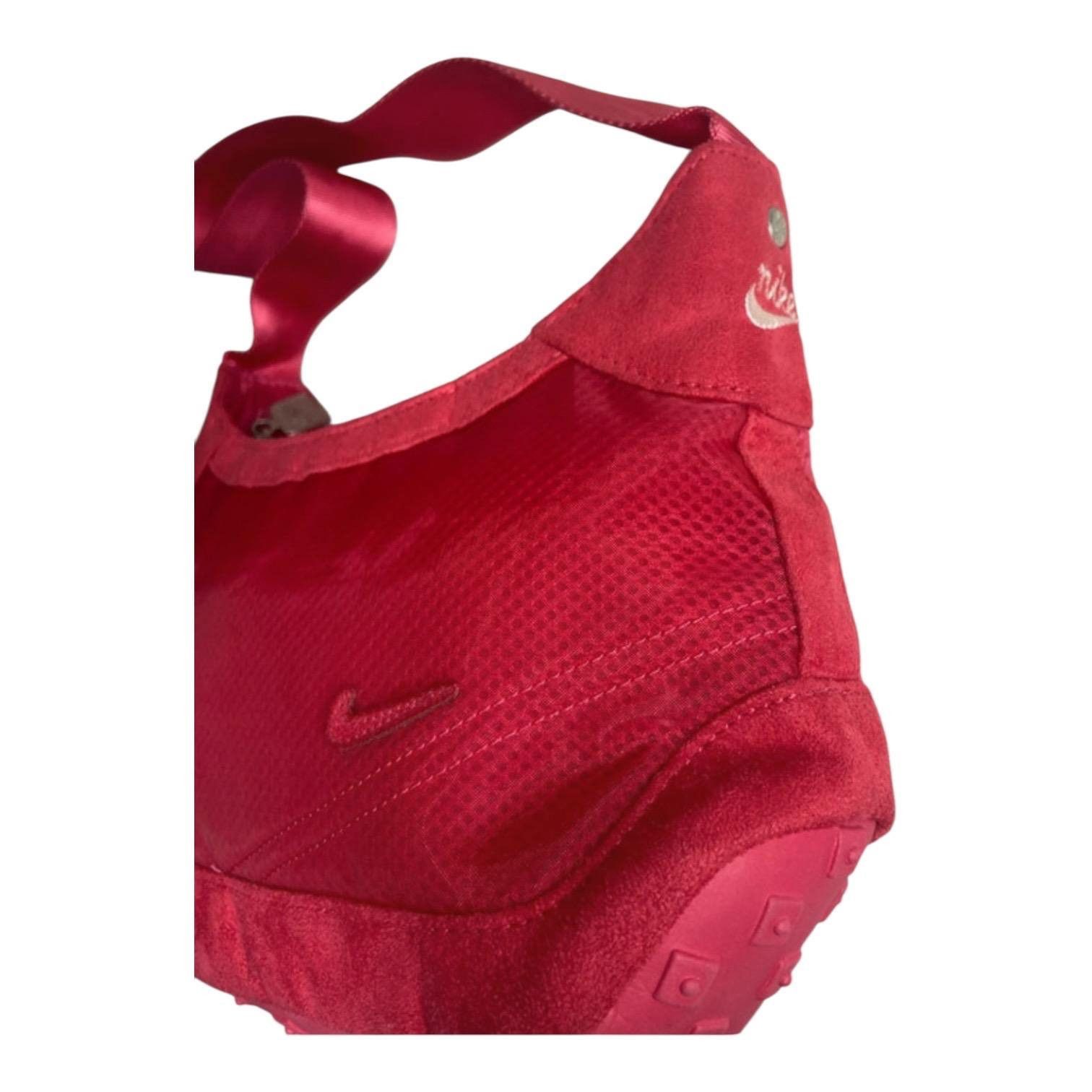 Nike The Nike Mini Baguette Sneaker Sole Bag Size ONE SIZE - 4 Thumbnail