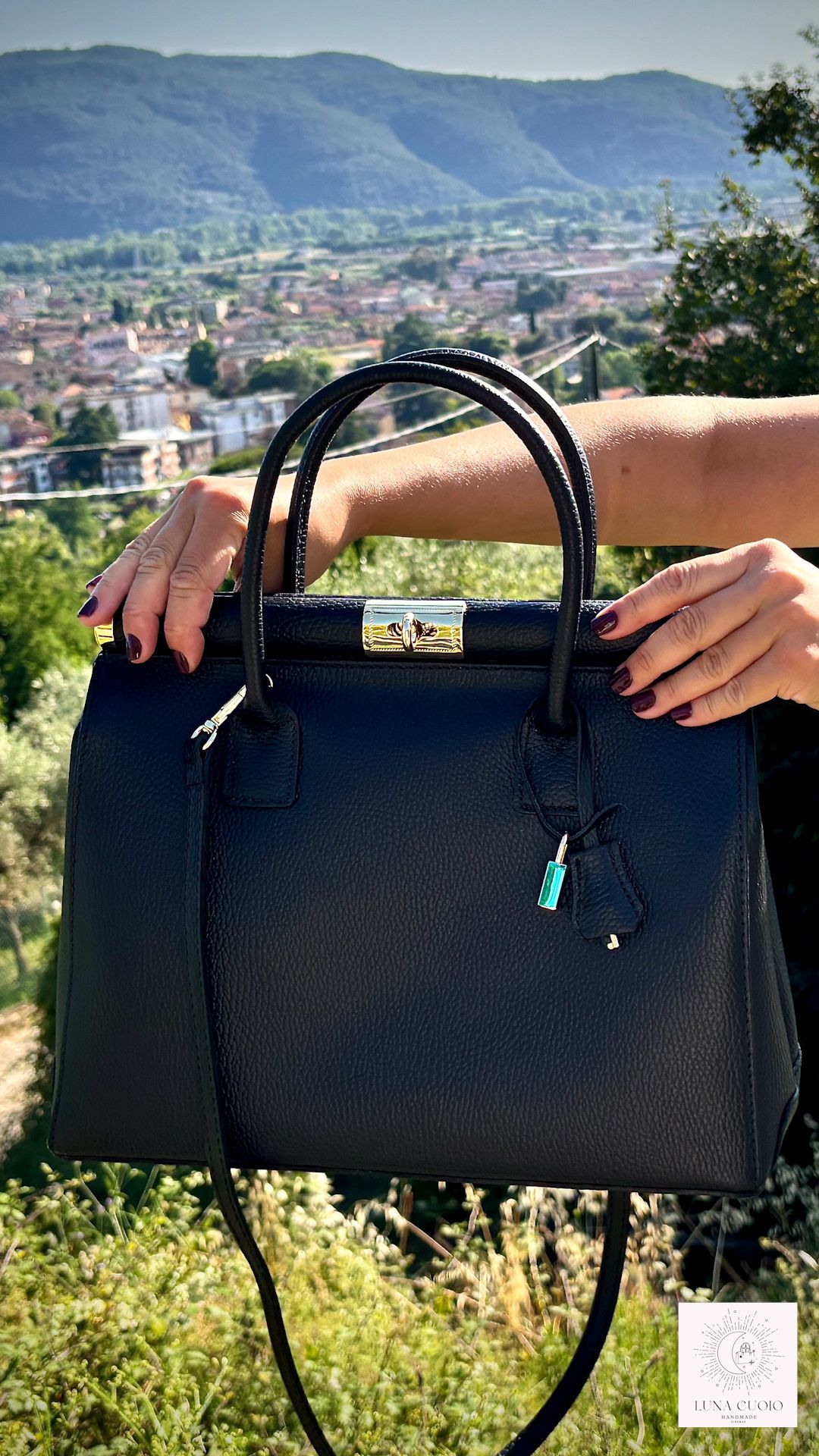 Vera Pelle Elegant Black Bag Leather Tote From Florence Size ONE SIZE - 5 Thumbnail