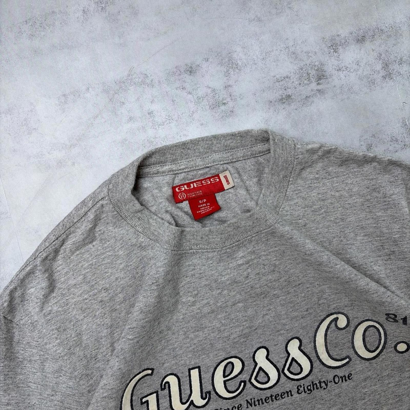 Guess Y2K Grey Guess Grunge Skater T-Shirt Size US S / EU 44-46 / 1 - 5 Thumbnail