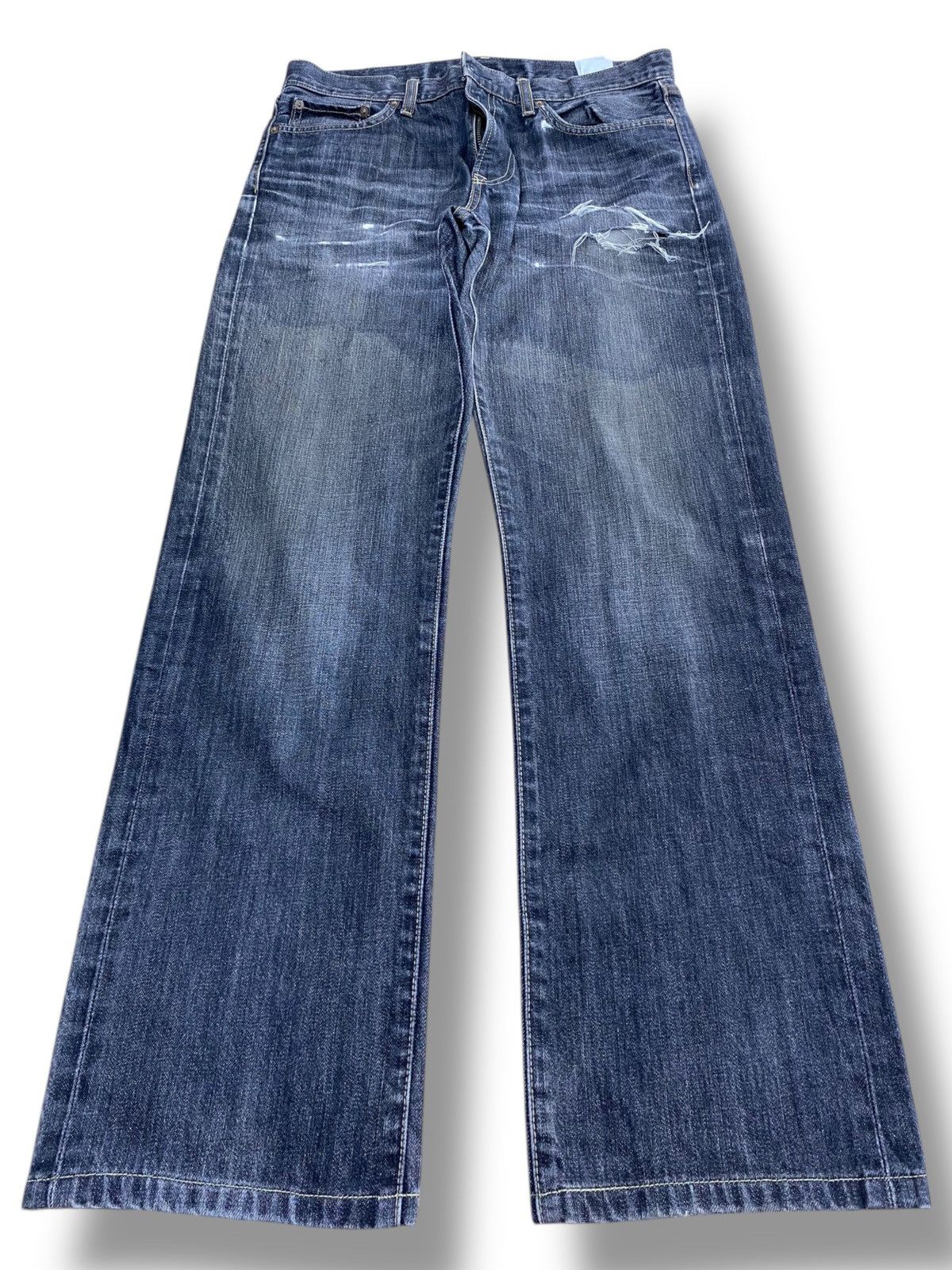 Uniqlo Vintage Japanese Uniqlo Faded Wash Loose Ripped Jeans Size US 33 - 1 Thumbnail