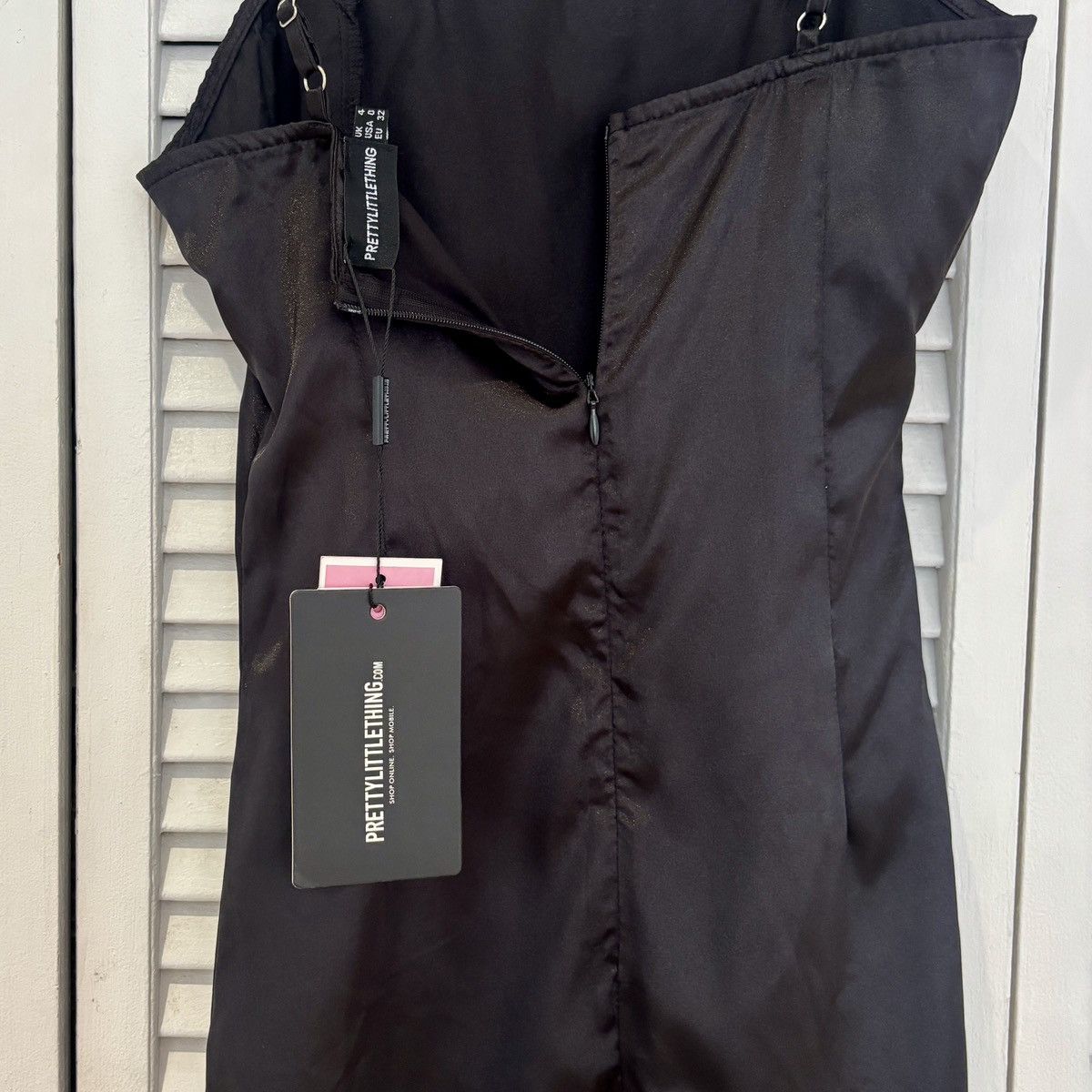 PrettyLittleThing PrettyLittleThing Elegant Black Silk Mini Dress NWT Size XS / US 0-2 / IT 36-38 - 2 Thumbnail