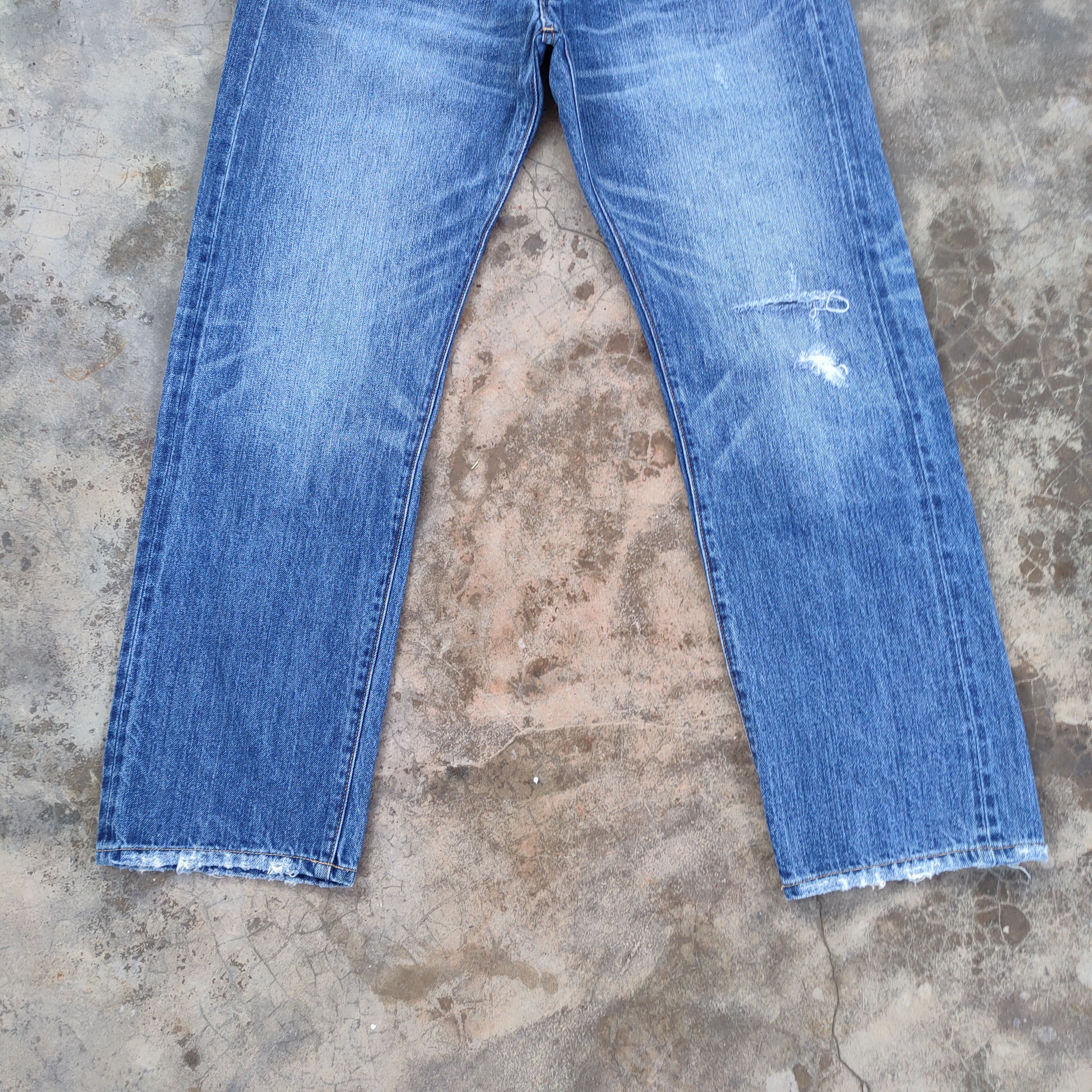 VINTAGE & RC FADED RIPPED JEANS DENIM PANTS