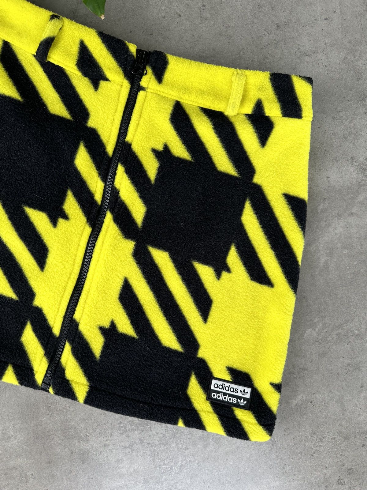 Adidas Adidas Fleece Mini Skirt Size 28" / US 6 / IT 42 - 3 Thumbnail