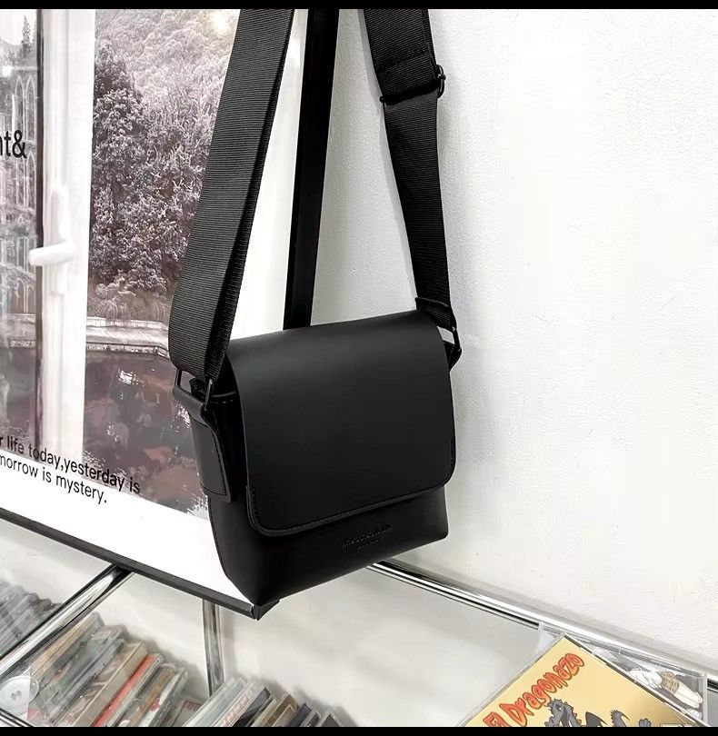Japanese Brand Retro black faux leather shoulder casual bag Size ONE SIZE - 2 Thumbnail