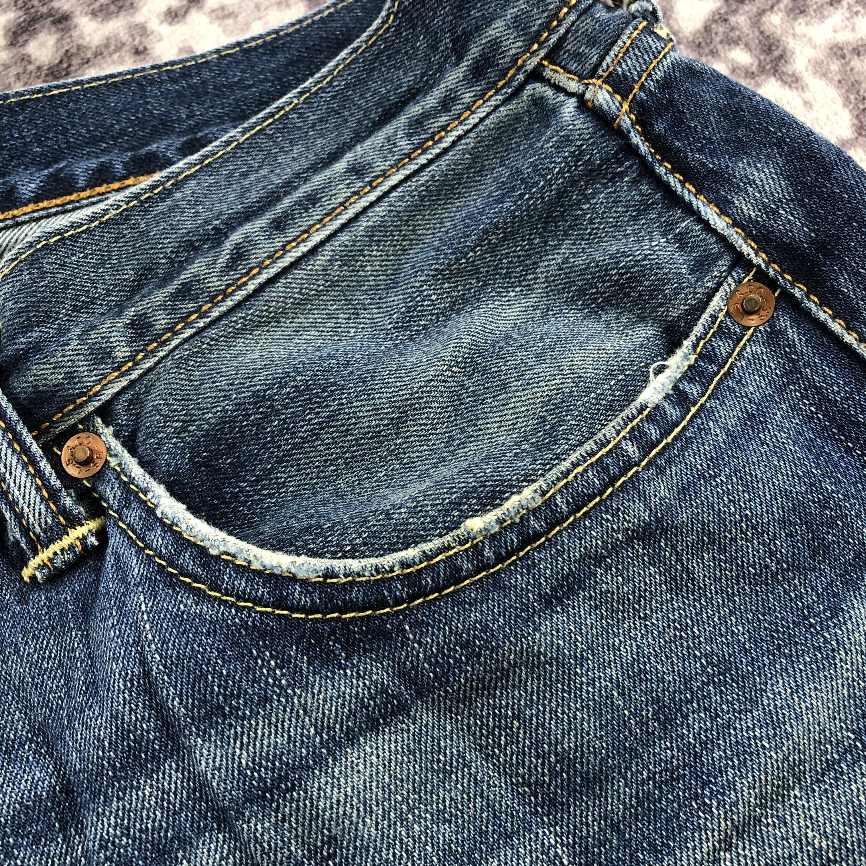 Levi's × Vintage Vintage Blue Wash Levis 505 Jeans-JM2749 Size US 34 / EU 50 - 13 Thumbnail