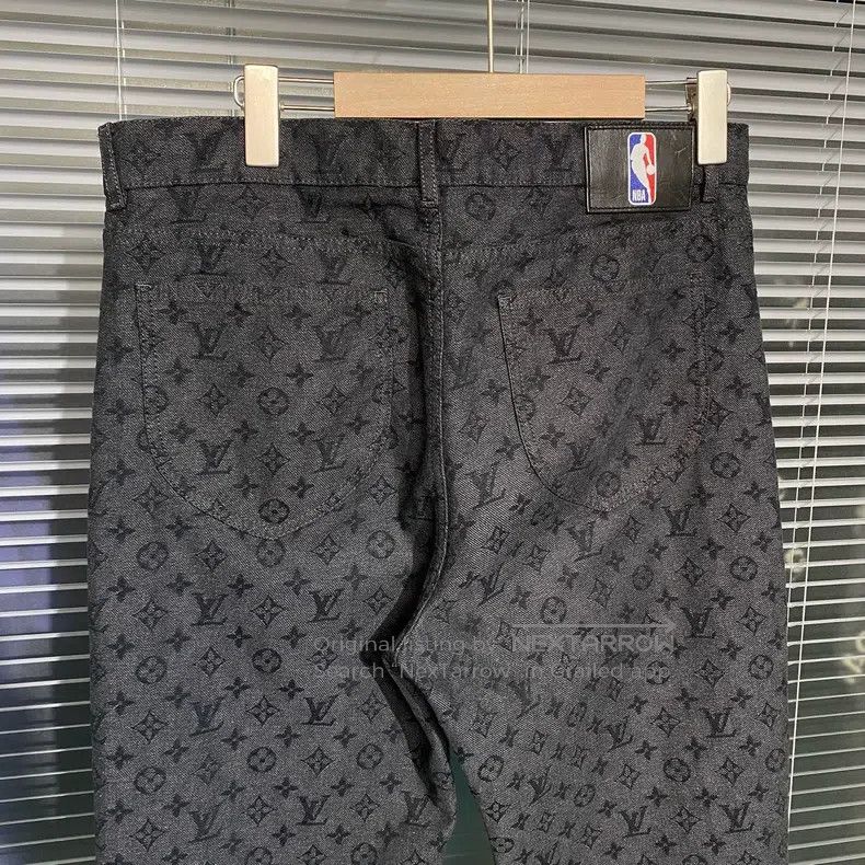 Louis Vuitton Louis Vuitton NBA co-branded presbyopic full printed jacqu Size US 31 - 4 Thumbnail