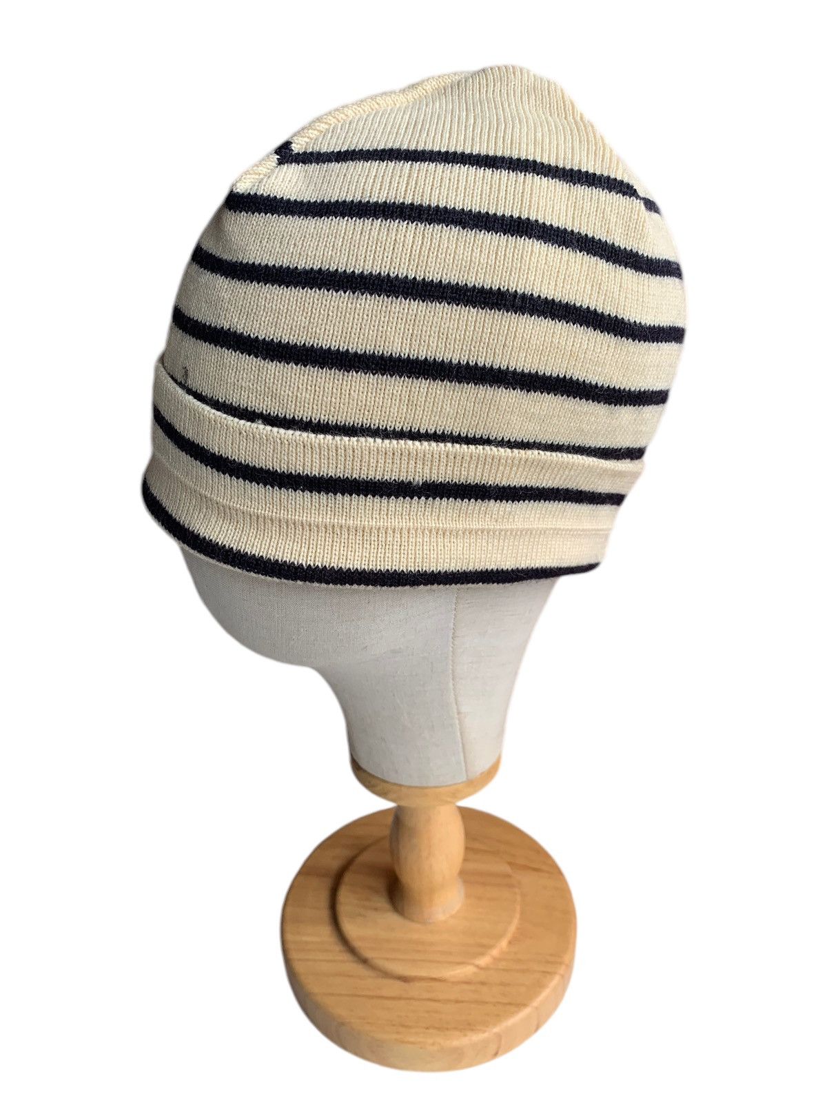 Vintage Knitted Made In France Winter session Rare Beanie Hats Size ONE SIZE - 4 Thumbnail