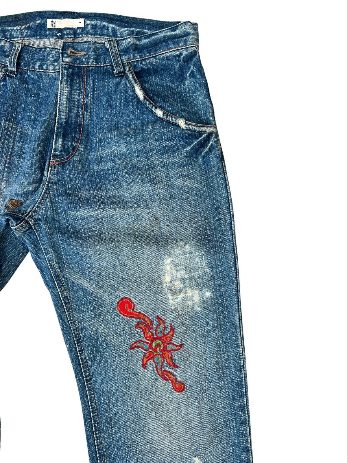 Vintage Vintage Global Work Ortega Embroidery Rips Distressed Denim Size US 31 - 11 Thumbnail