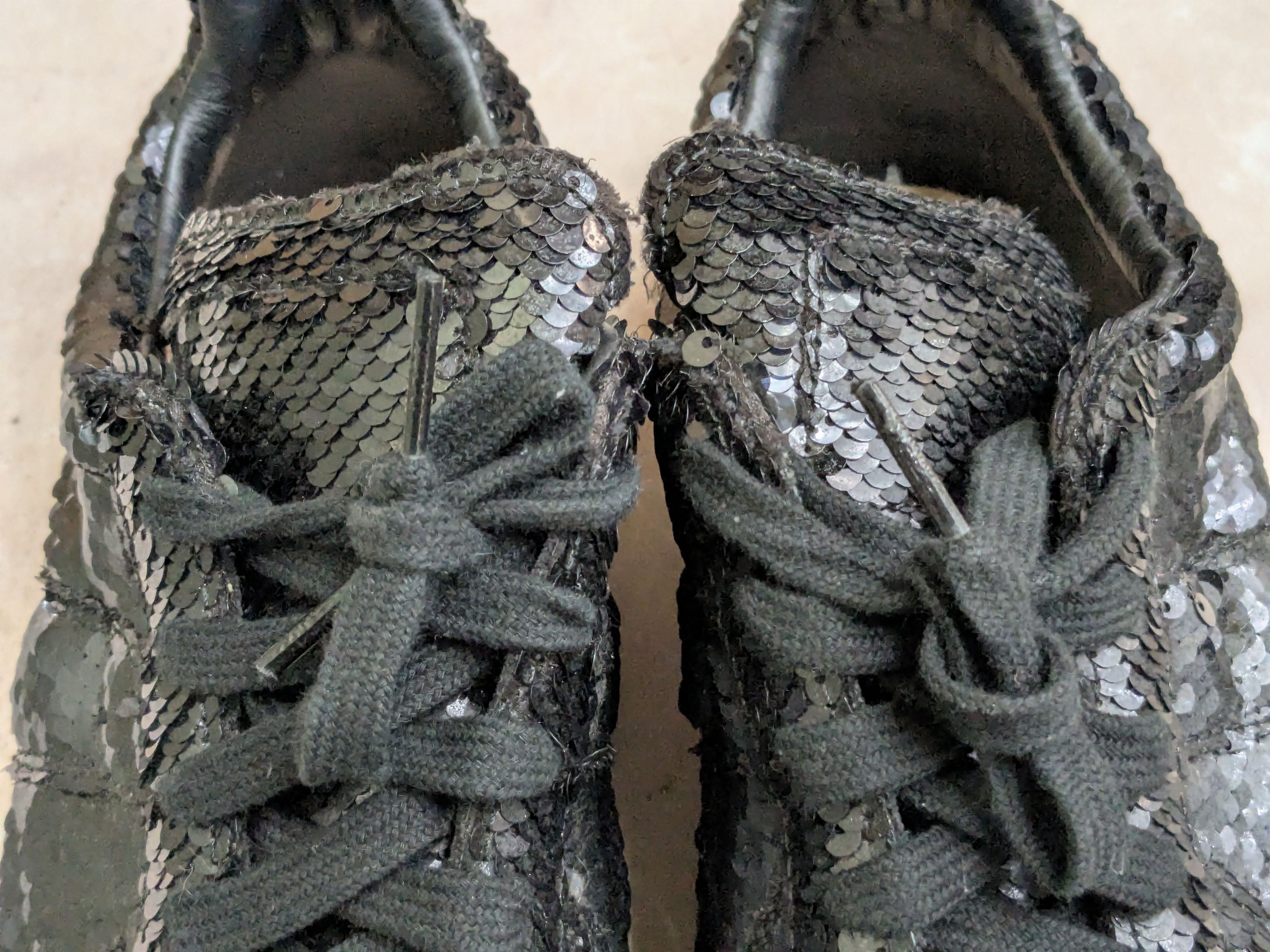 Maison Margiela Maison Margiela Replica GAT Black Sequins 8 41 Low Tops Size US 8 / EU 41 - 2 Thumbnail