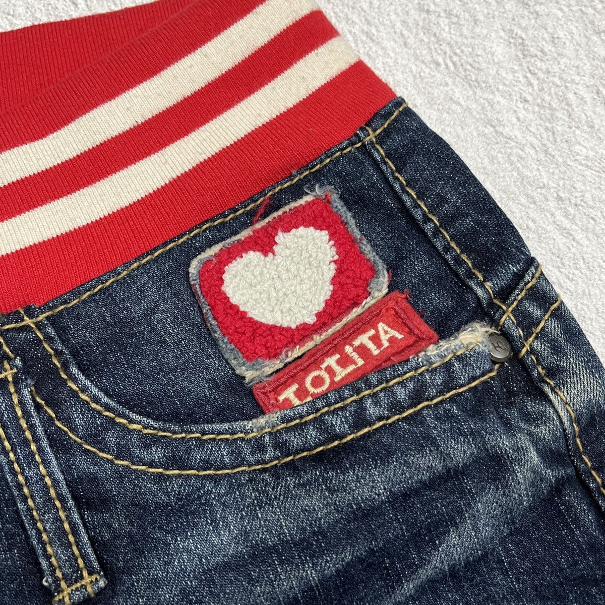 If Six Was Nine 2000s Yoshitomo nara x Lolita jeans L.G.B. Cut Denim Size US 30 / EU 46 - 6 Thumbnail