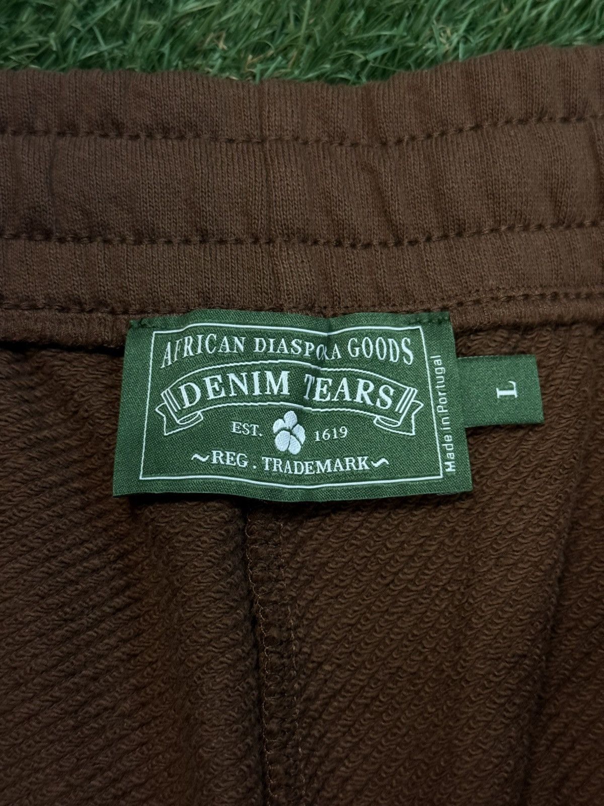 DENIM TEARS Denim Tears Cotton Wreath Sweatpants Size L (NEW) Size US 33 - 6 Thumbnail