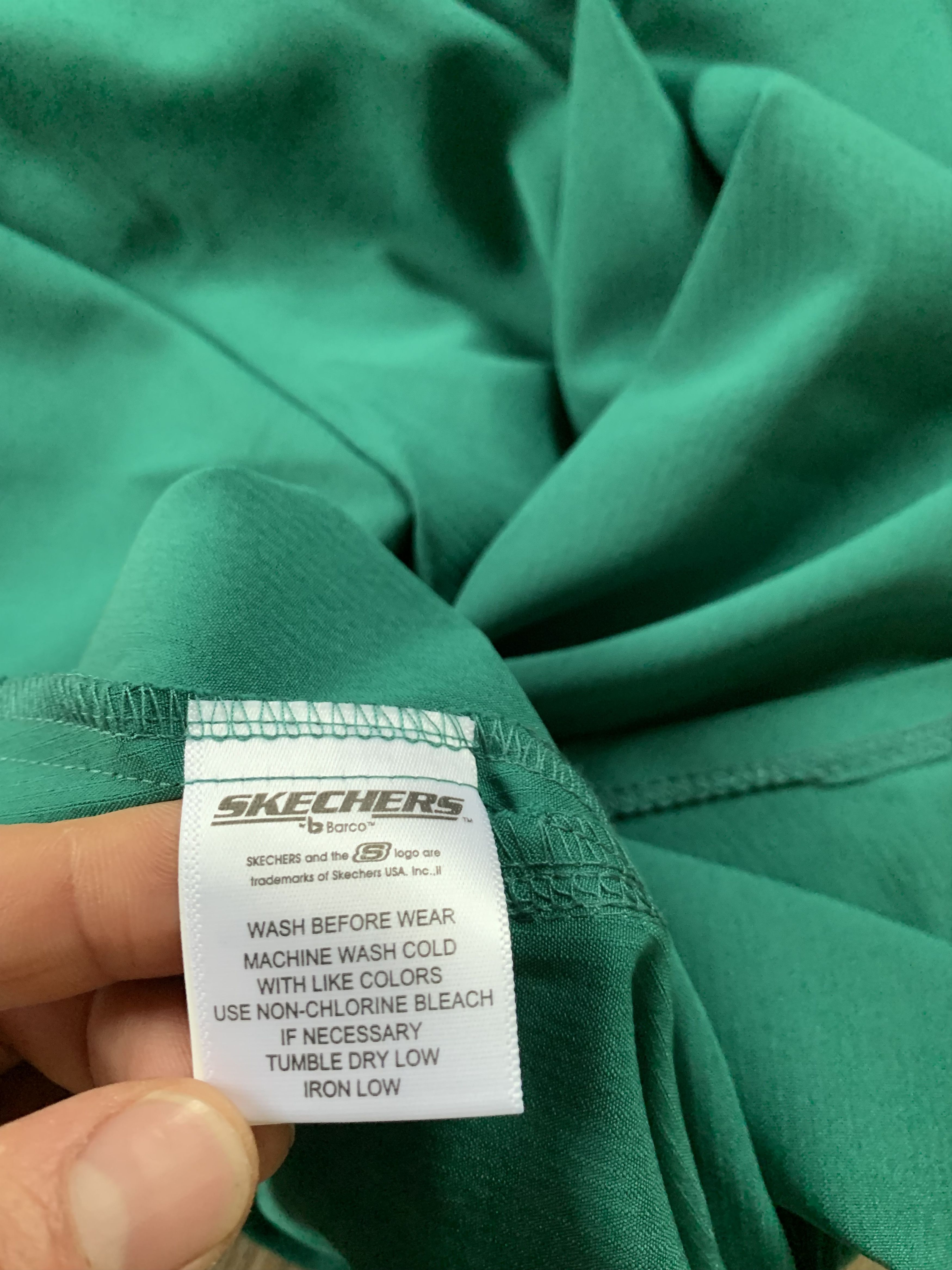 SKECHERS Skechers by Barco Green Medical Scrub V-Neck T-Shirt Size M / US 6-8 / IT 42-44 - 7 Thumbnail
