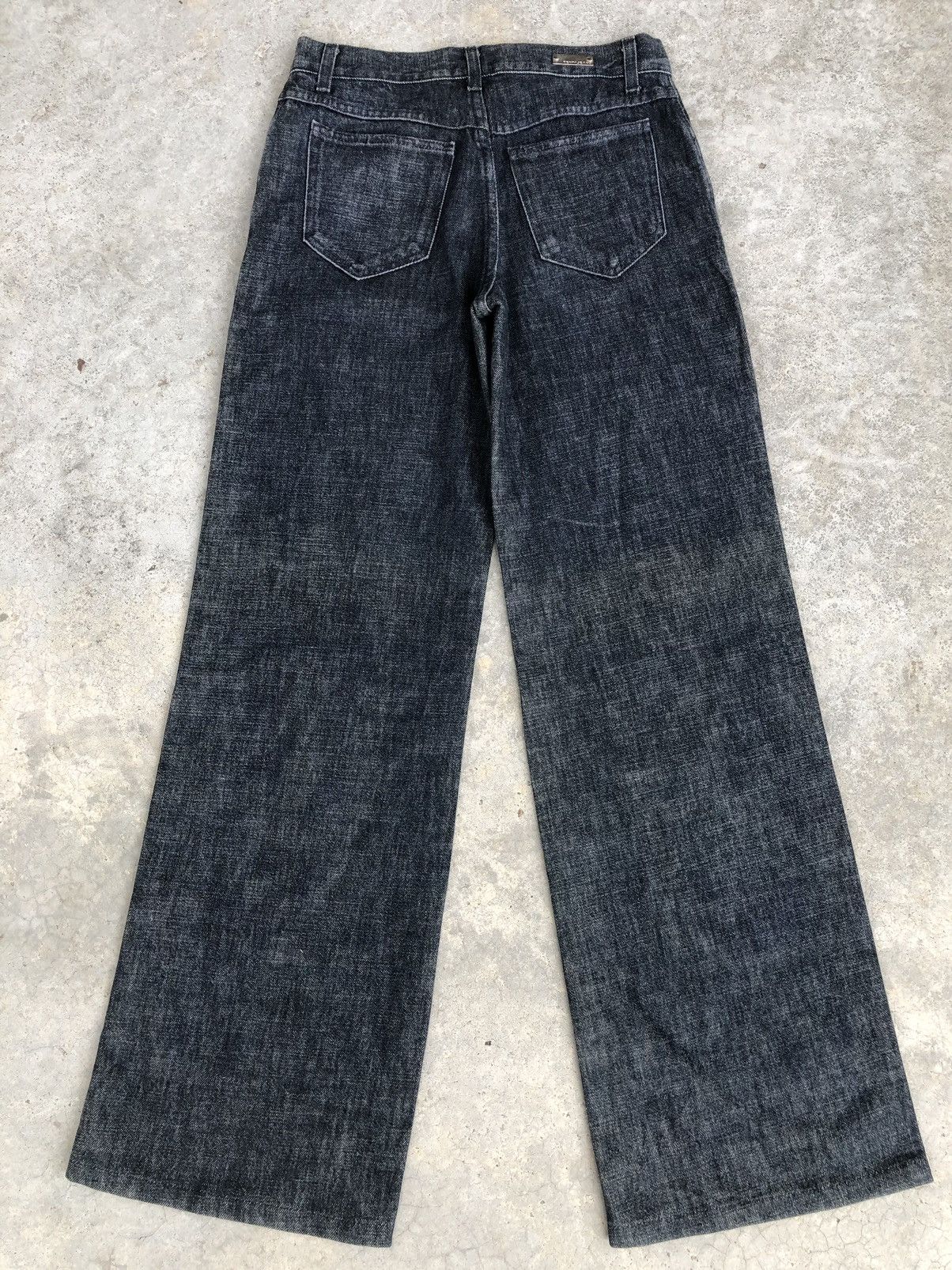 Fendi Rare Fendi Flared Jeans Patchwork Flower Size US 28 / EU 44 - 2 Thumbnail