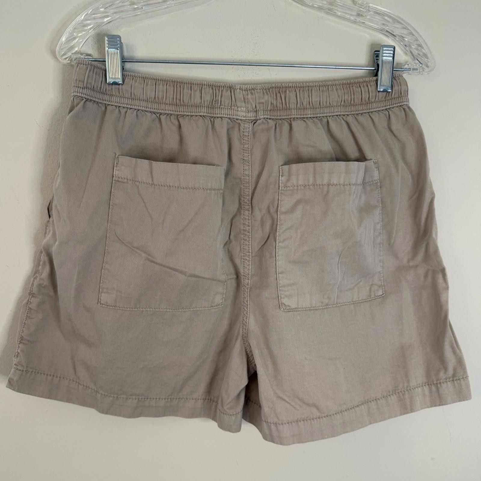 Other Reverly tan elastic waist pull on casual cotton shorts SZ M Size 32" / US 10 / IT 46 - 2 Thumbnail