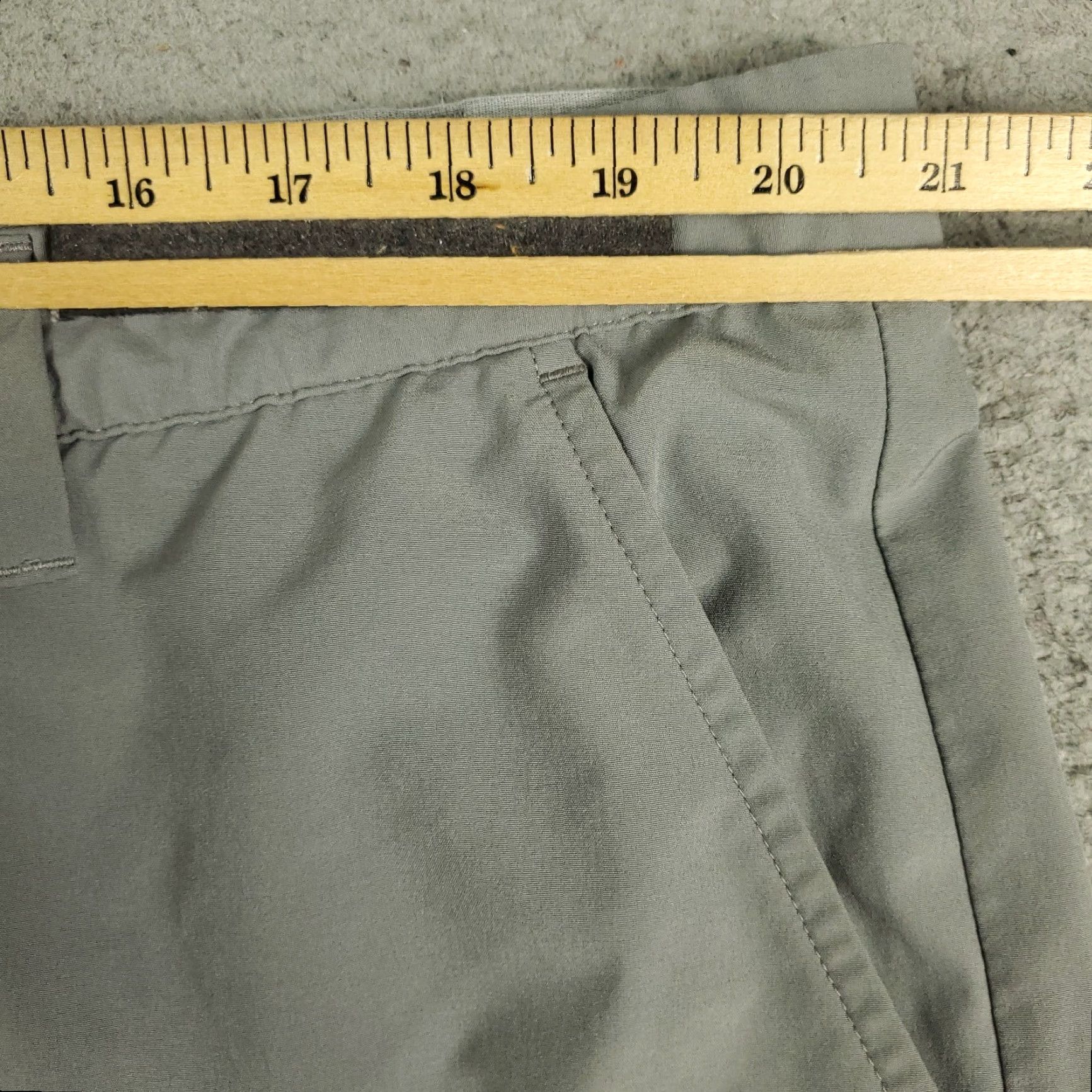 Adidas Adidas Shorts Mens 42 Gray Golf Casual Flat Front Chino Logo Pockets, Regular Fit, Polyester, ZIP, Solid, Size 42, Men Size US 42 / EU 58 - 4 Thumbnail