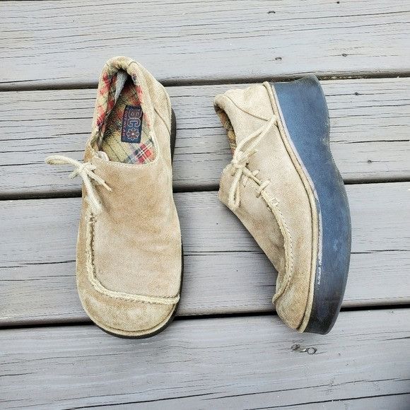 Vintage 90s y2k Bratz Camel Tan Suede Leather Corset Loafer