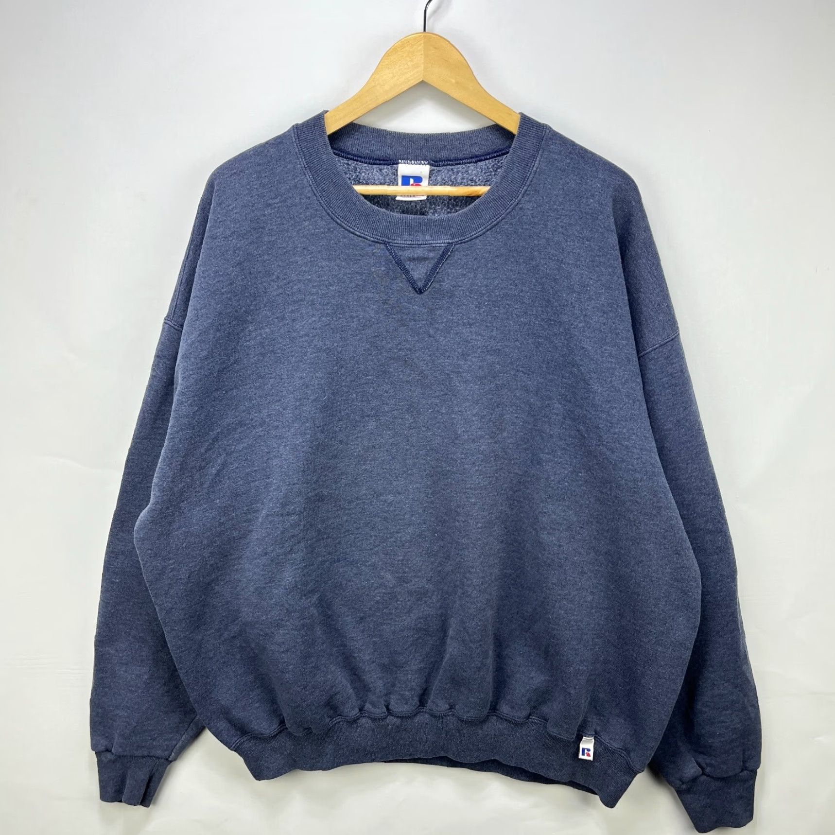 Russell Athletic VINTAGE Russell Athletic Sweatshirt 2XL Gray 90s Pullover Mens Long Sleeve Subtle Fade Modern Classics Size US XXL / EU 58 / 5 - 2 Thumbnail