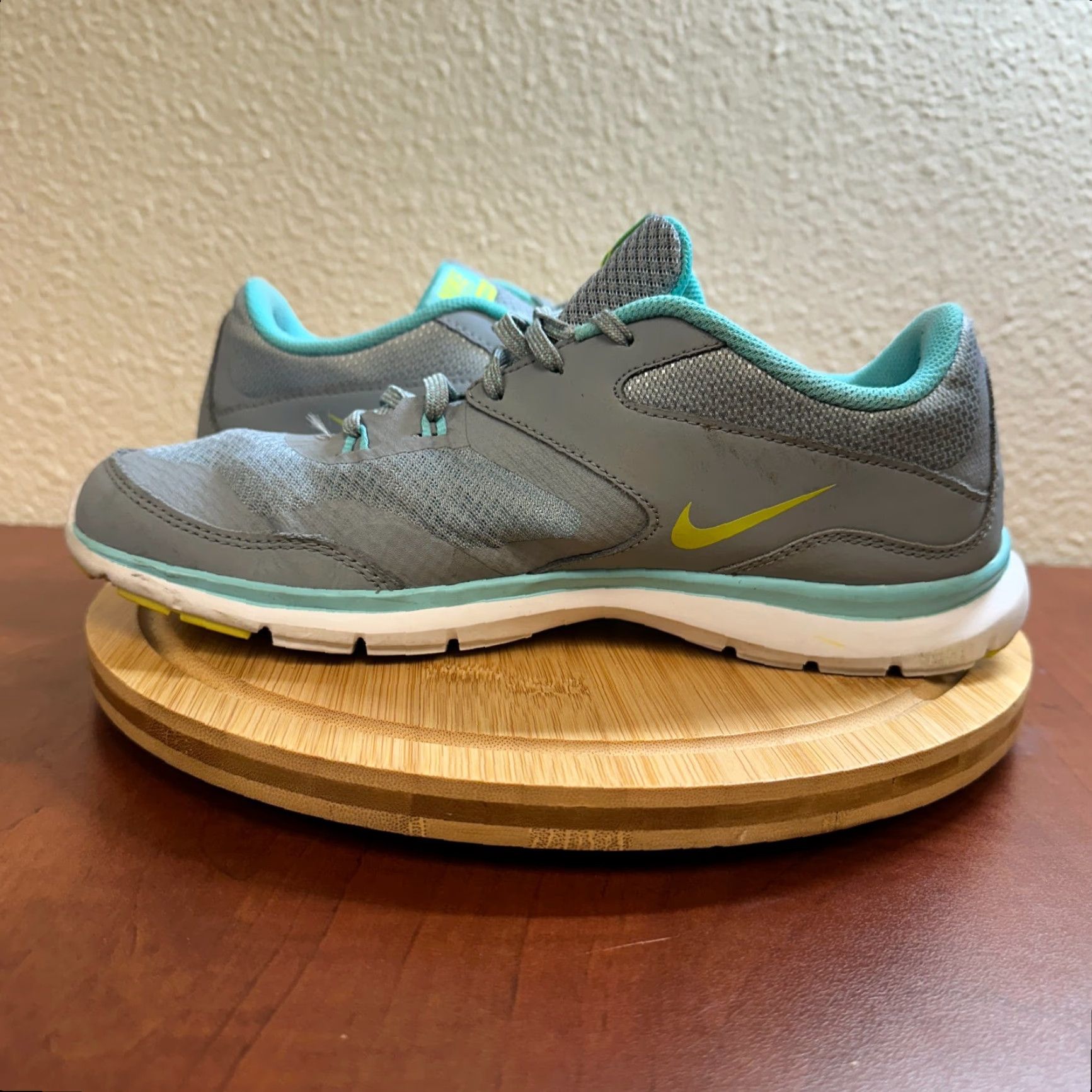 Nike Nike Flex TR5 Shoes Womens 9.5 Gray Blue Low Top Lace Sneaker 724858 004 Size M / US 6-8 / IT 42-44 - 7 Thumbnail