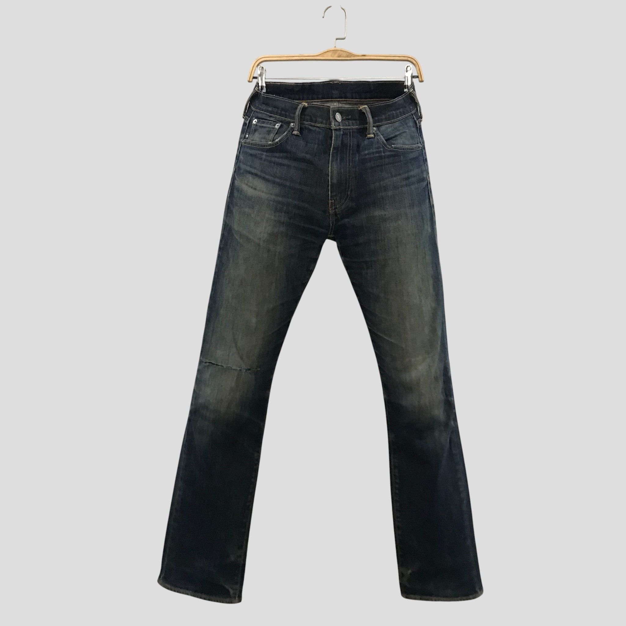 Levi's Vintage Levi's 513 Stone Washed Blue Light Washed Jeans Size US 30 / EU 46 - 1 Thumbnail