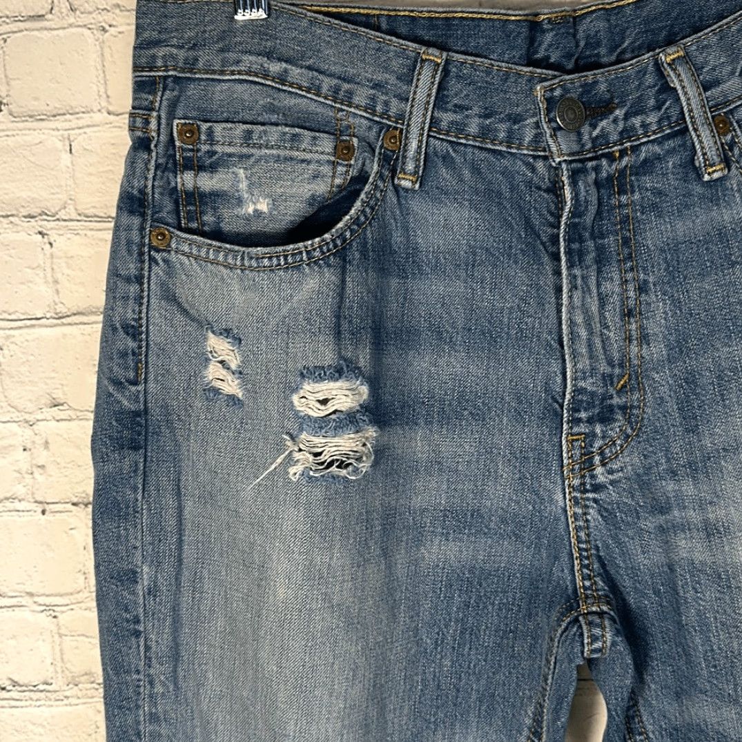 Vintage Levi’s Men’s 541 Athletic Fit Distressed Jeans W32 x L32 Blue Regular Jeans Men Size 32 32 Distressed Athletic Straight style 541 Size US 32 / EU 48 - 5 Thumbnail